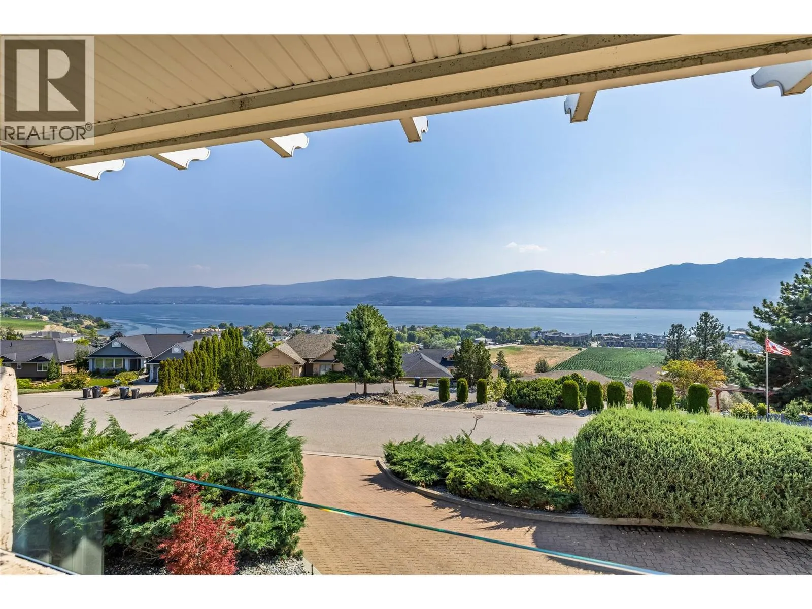 1546 Golden View Drive
