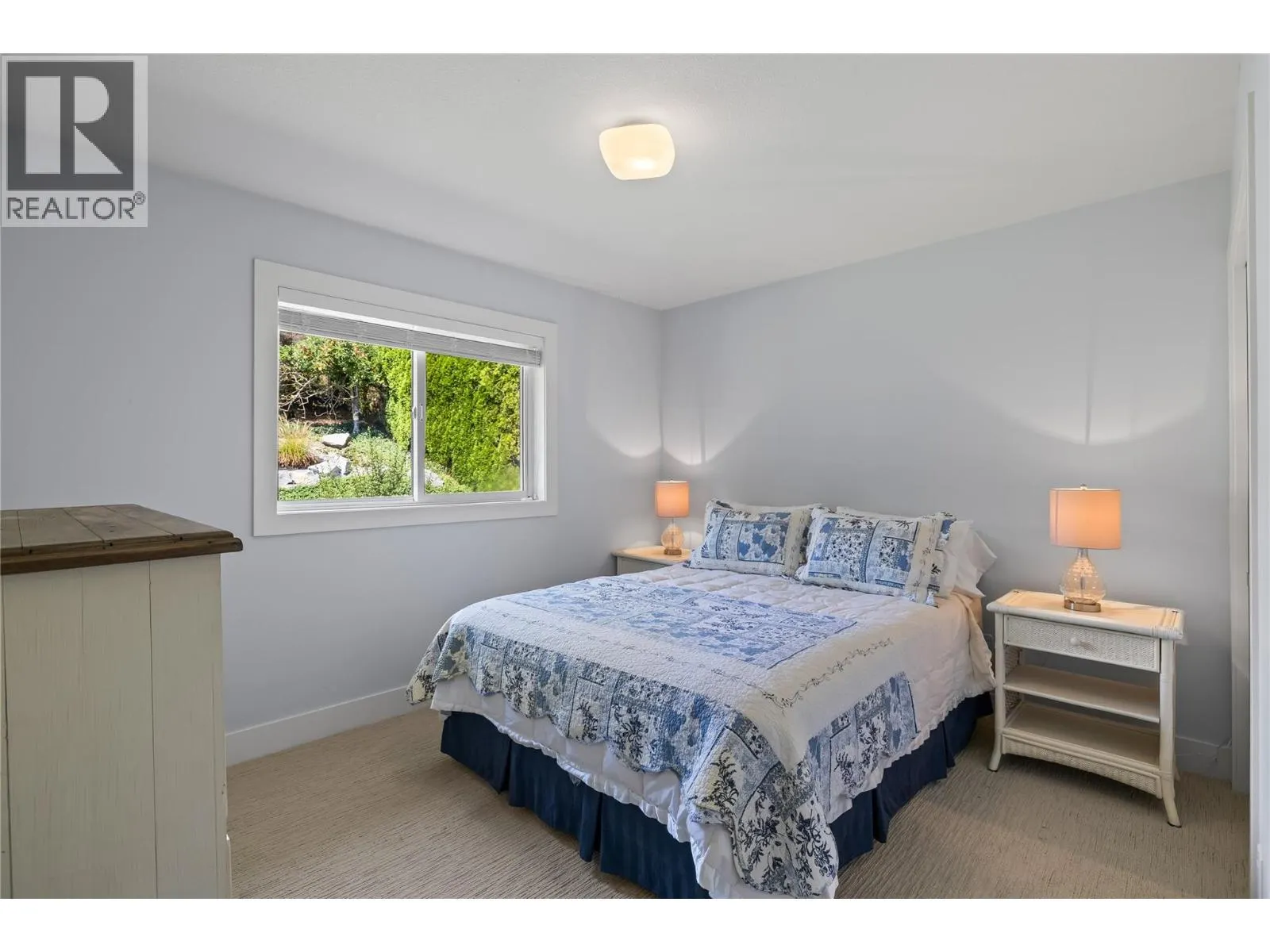 1546 Golden View Drive