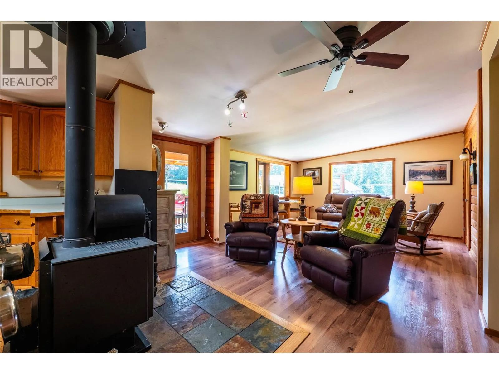 541 Bear Road
