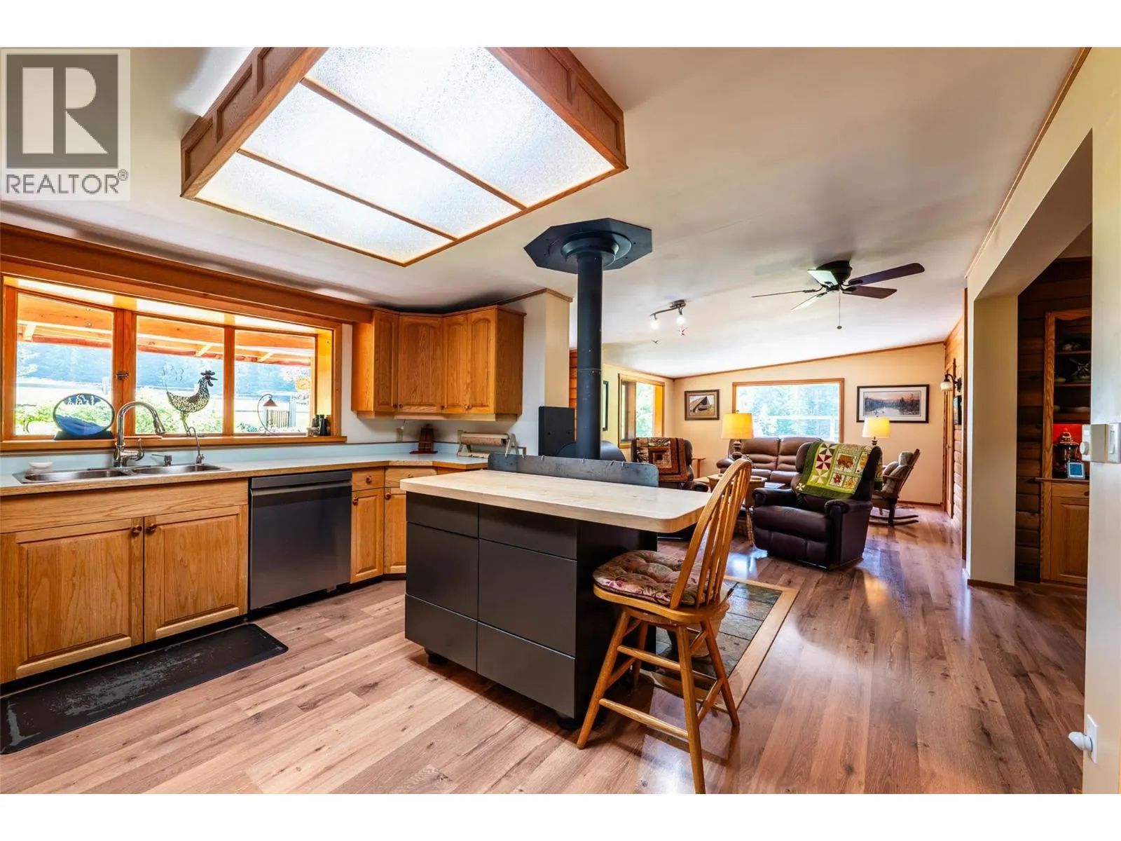 541 Bear Road