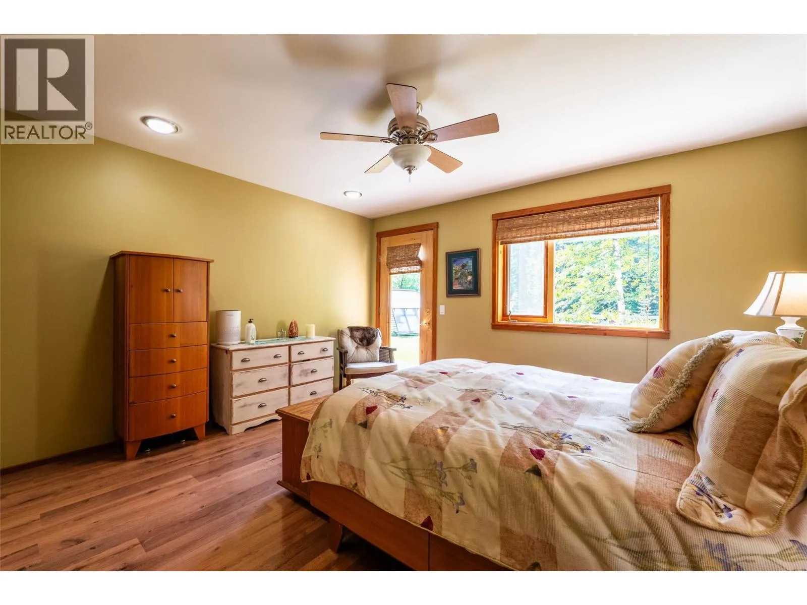 541 Bear Road