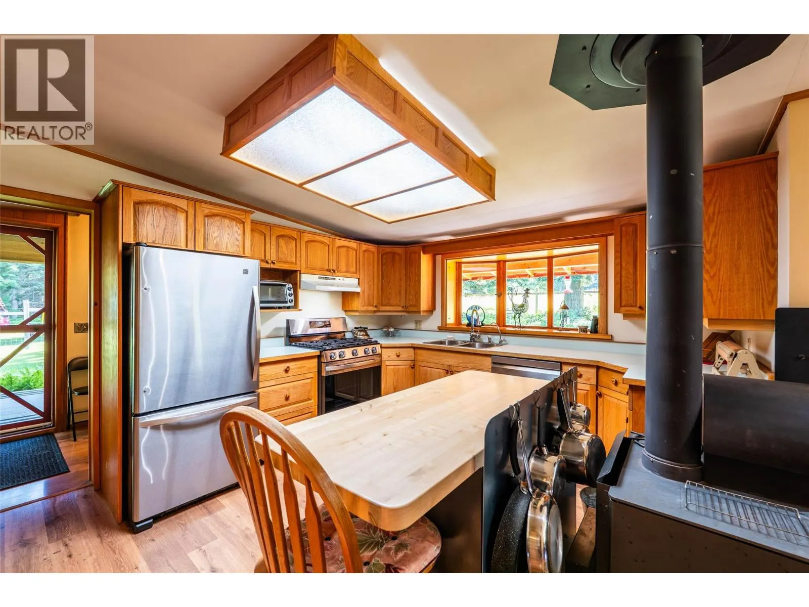 541 Bear Road