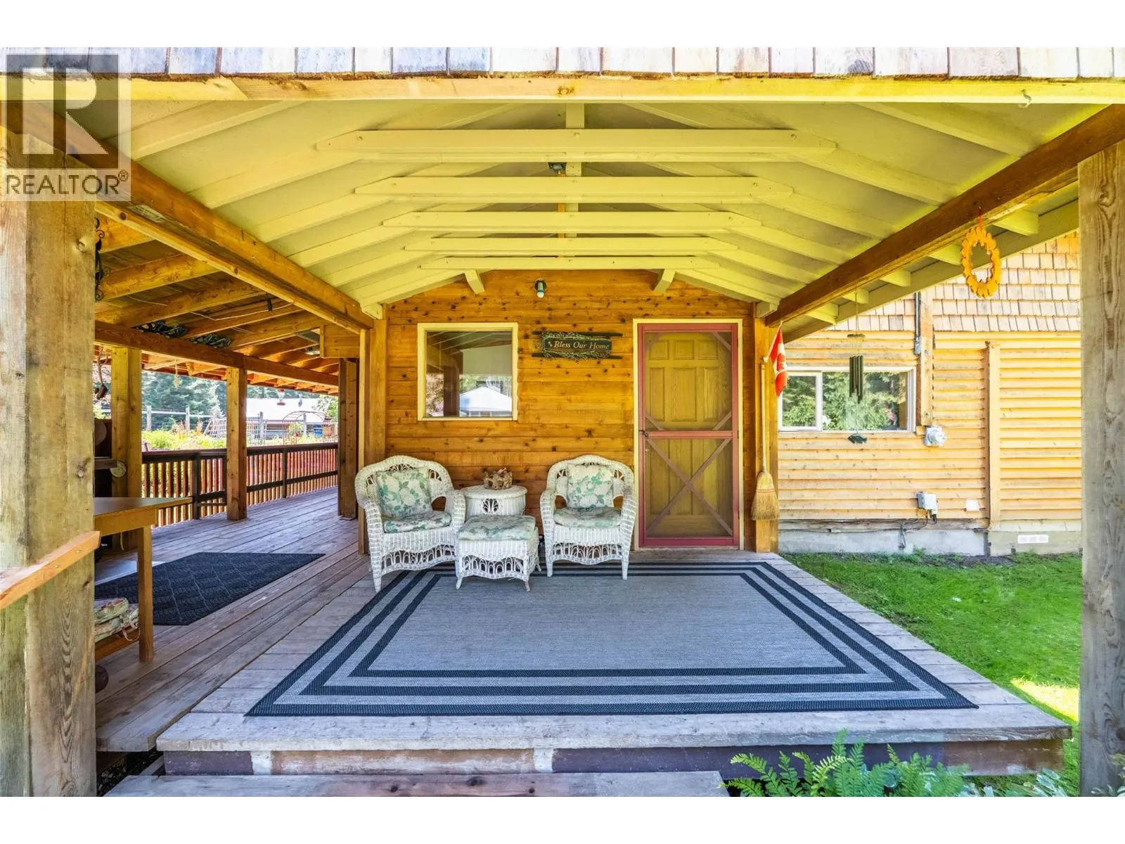 541 Bear Road