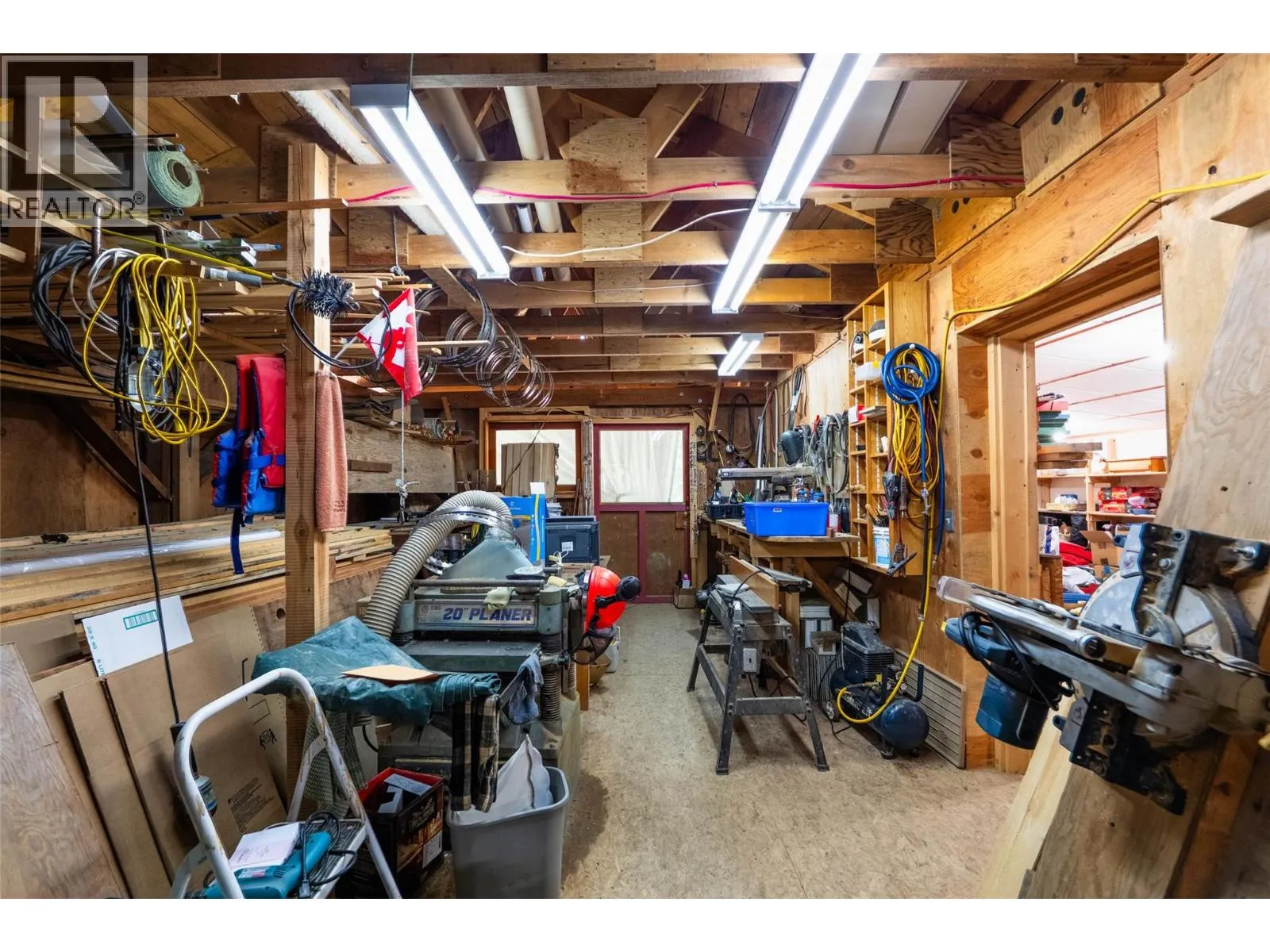 541 Bear Road