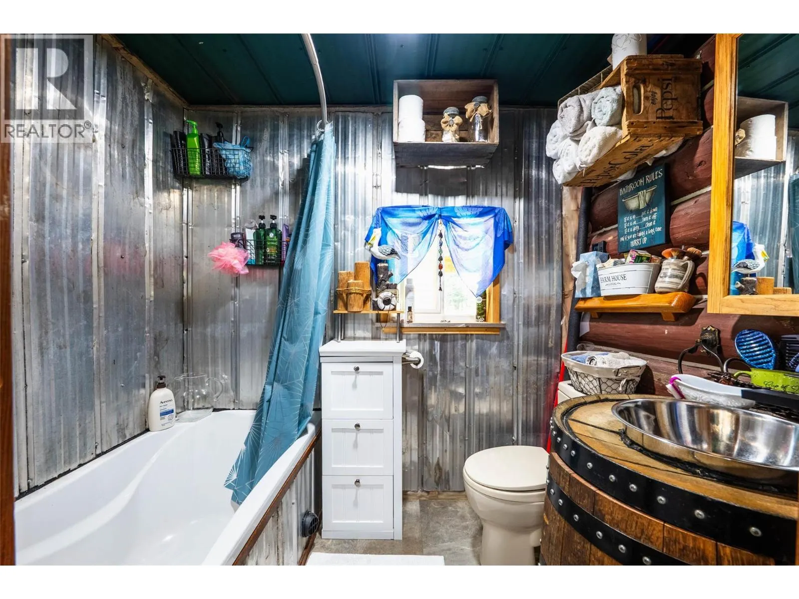 541 Bear Road