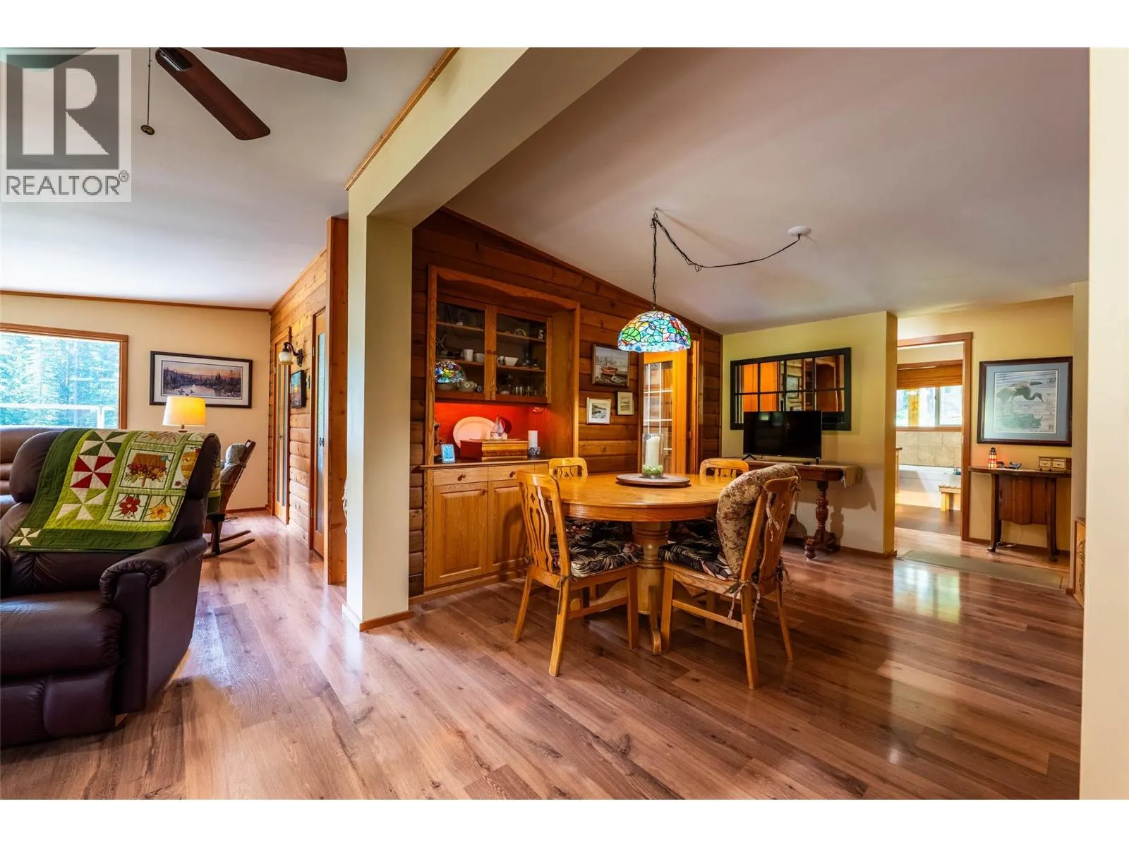 541 Bear Road