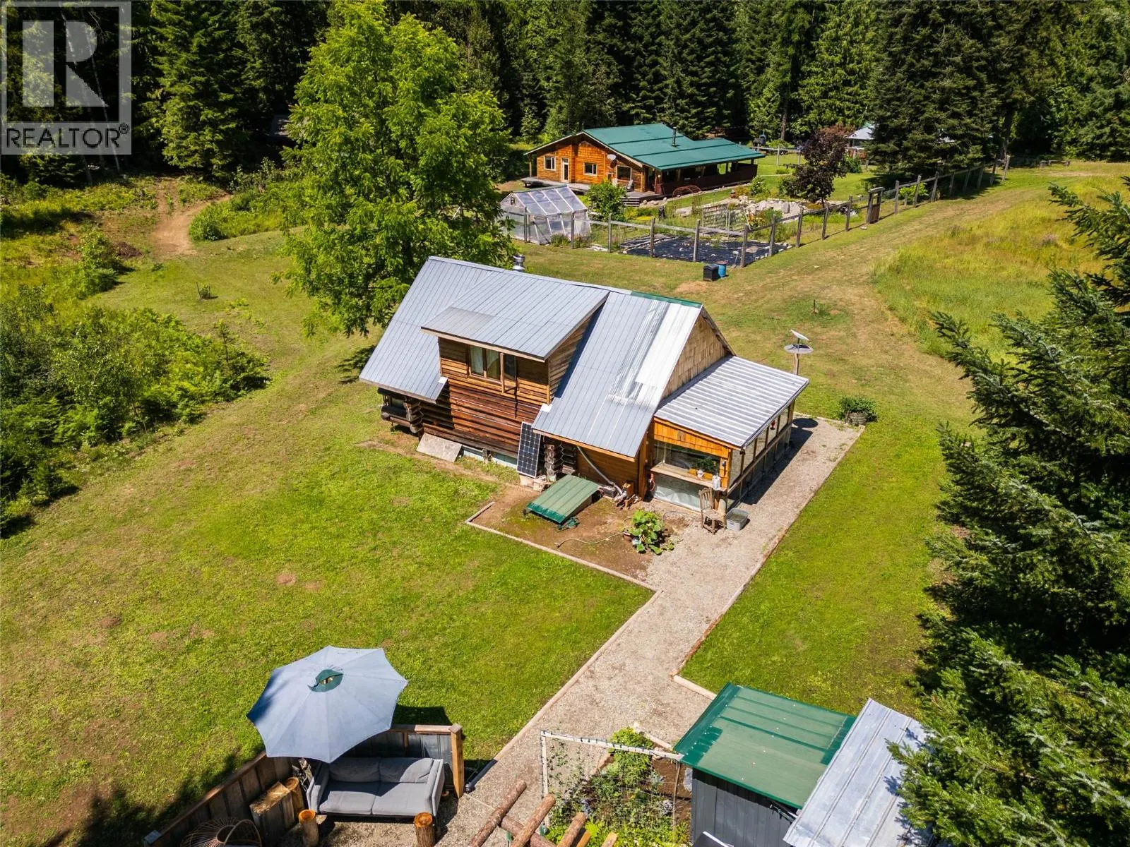541 Bear Road