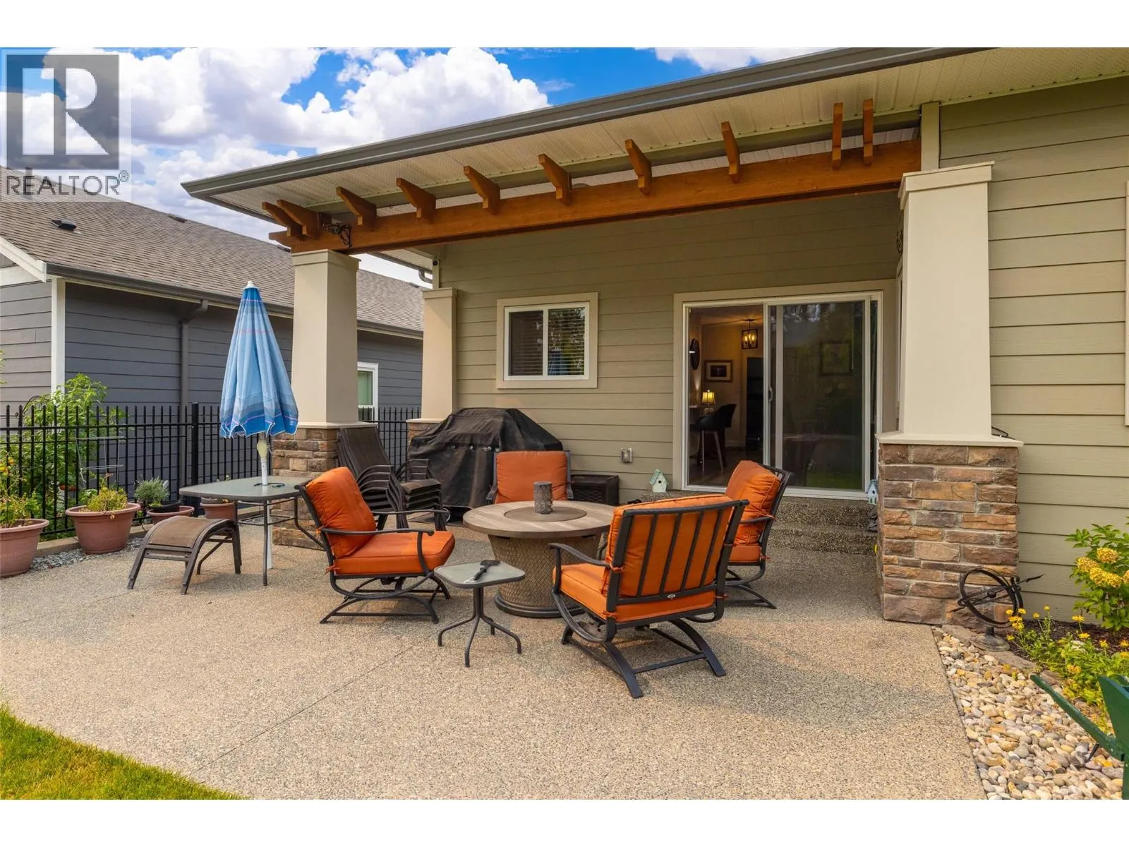 3387 Ironwood Drive