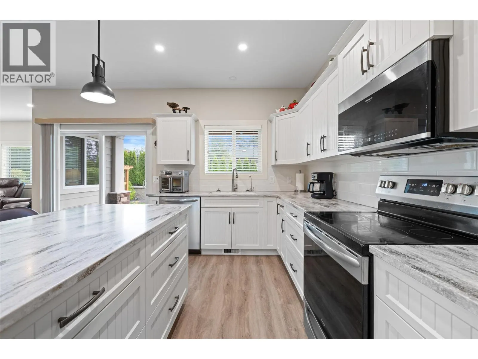 3387 Ironwood Drive