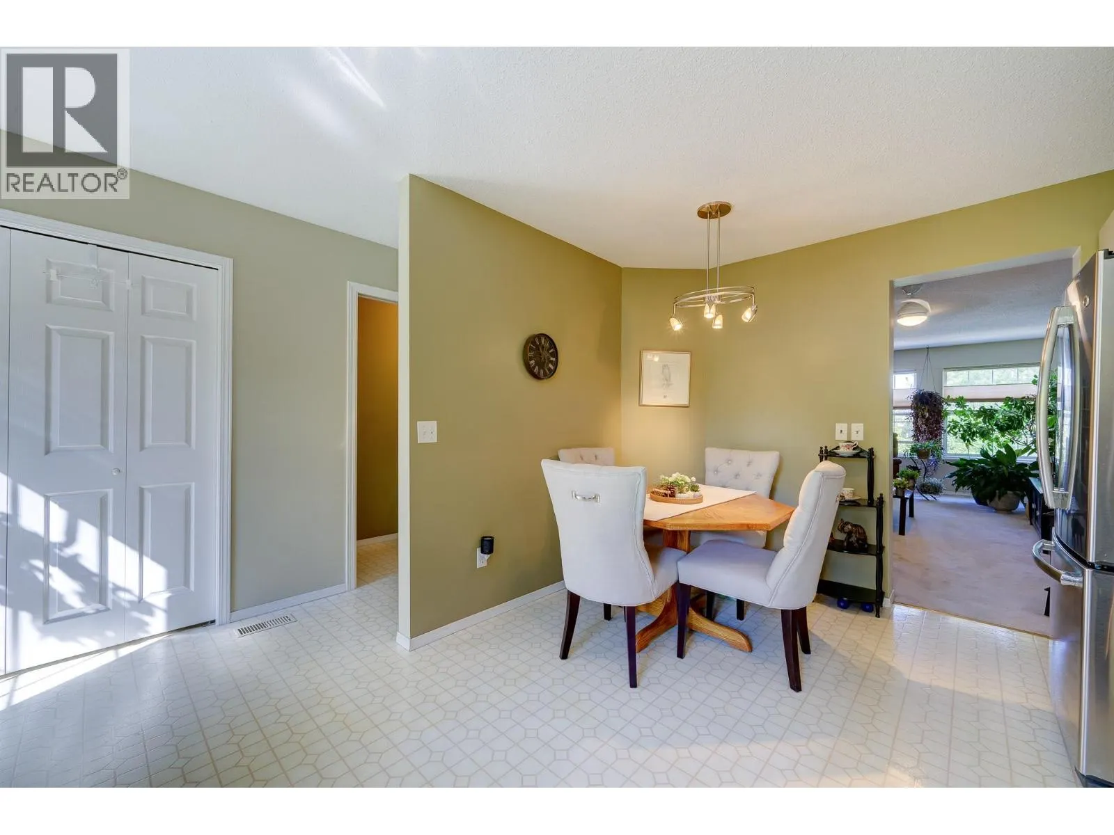 2084 ROBSON Place Unit# 7