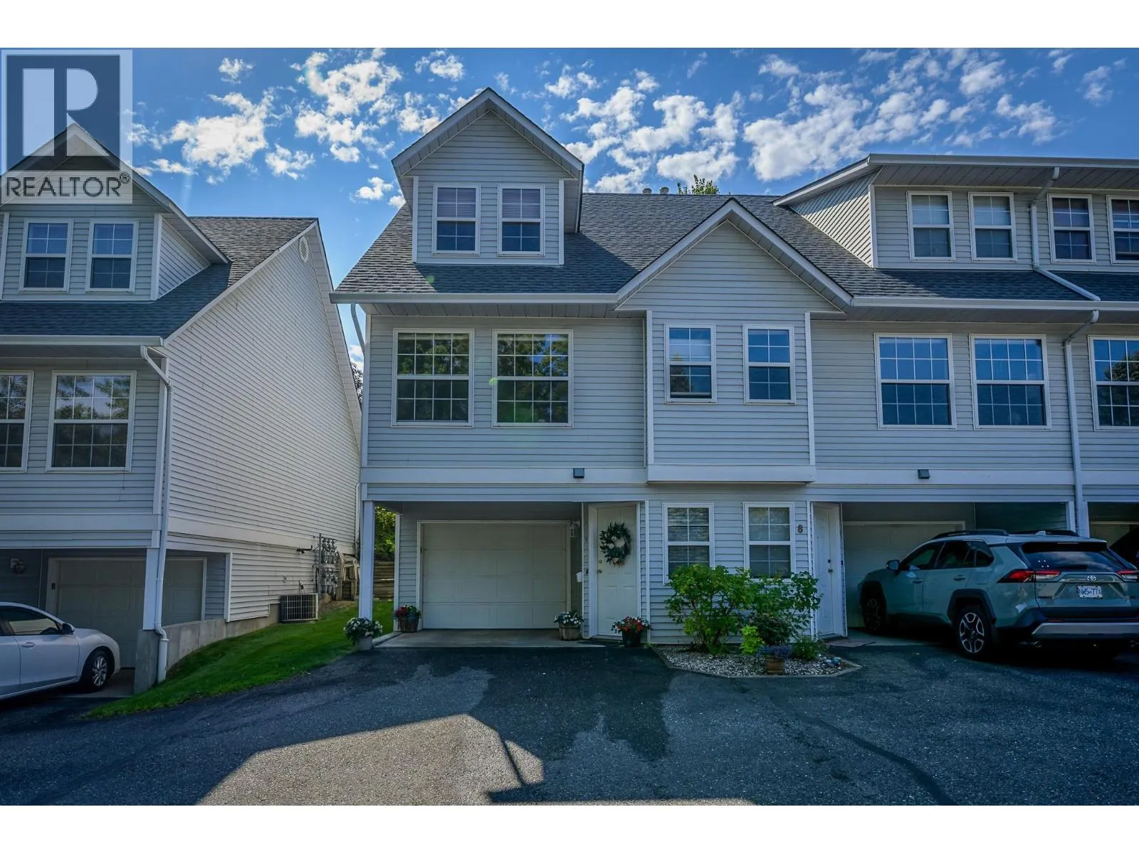 2084 ROBSON Place Unit# 7