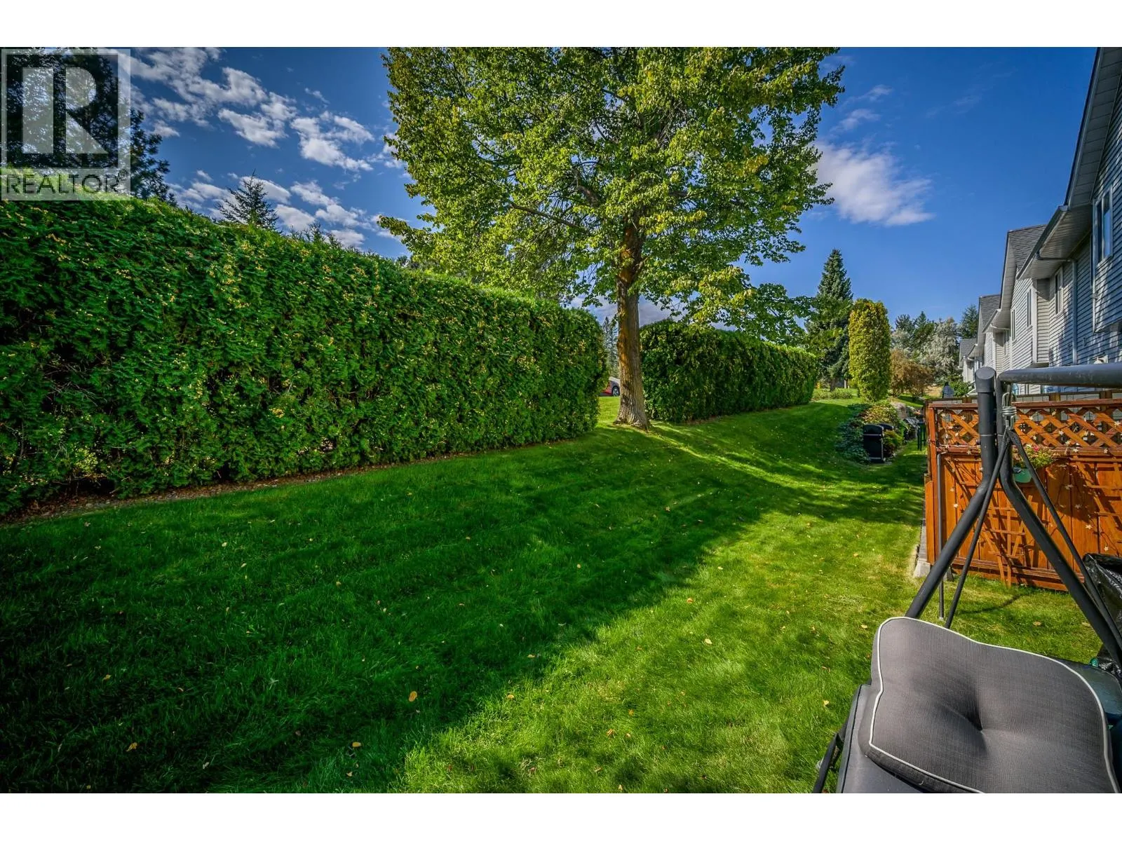 2084 ROBSON Place Unit# 7