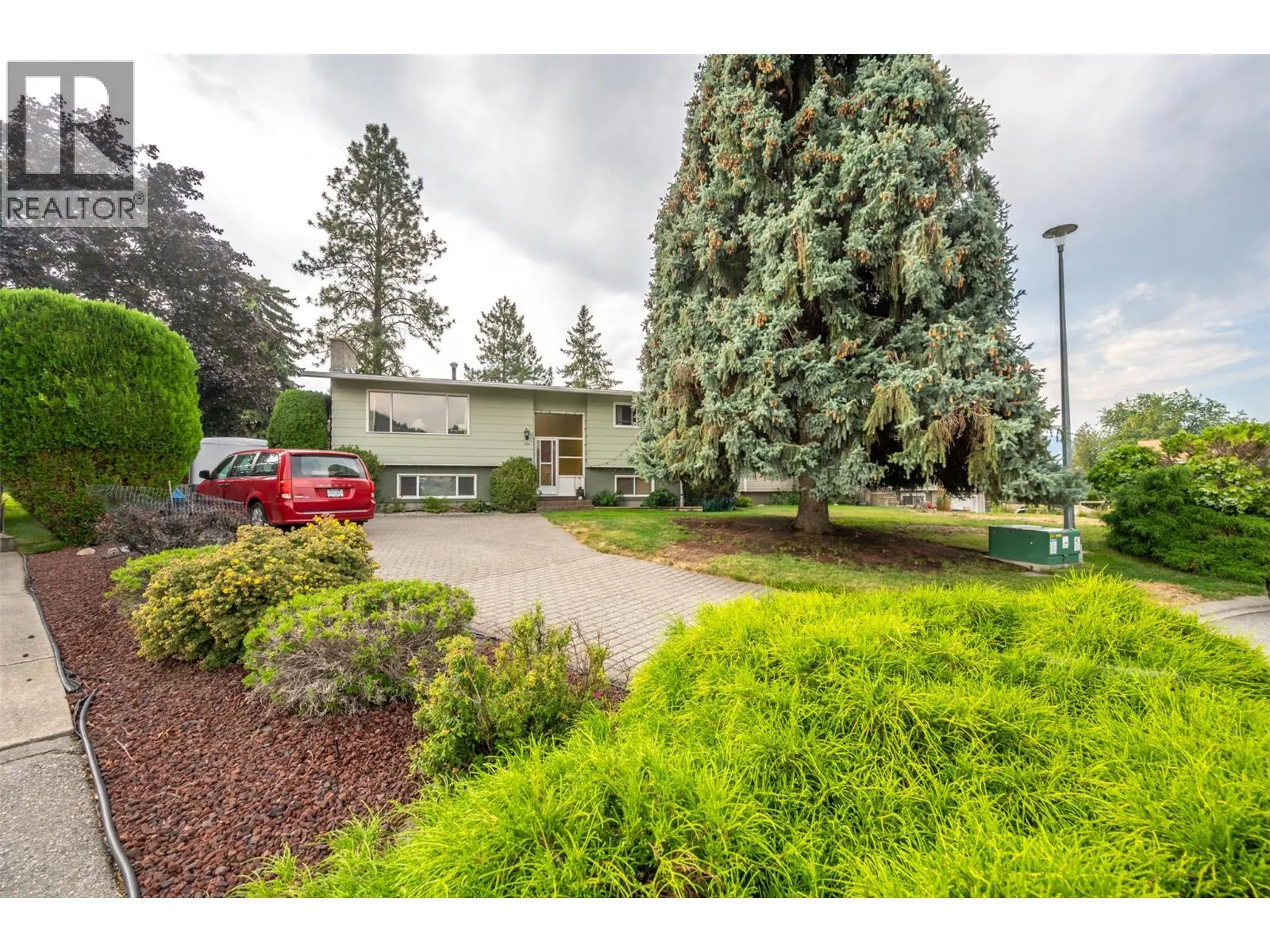 152 Hatfield Place Place