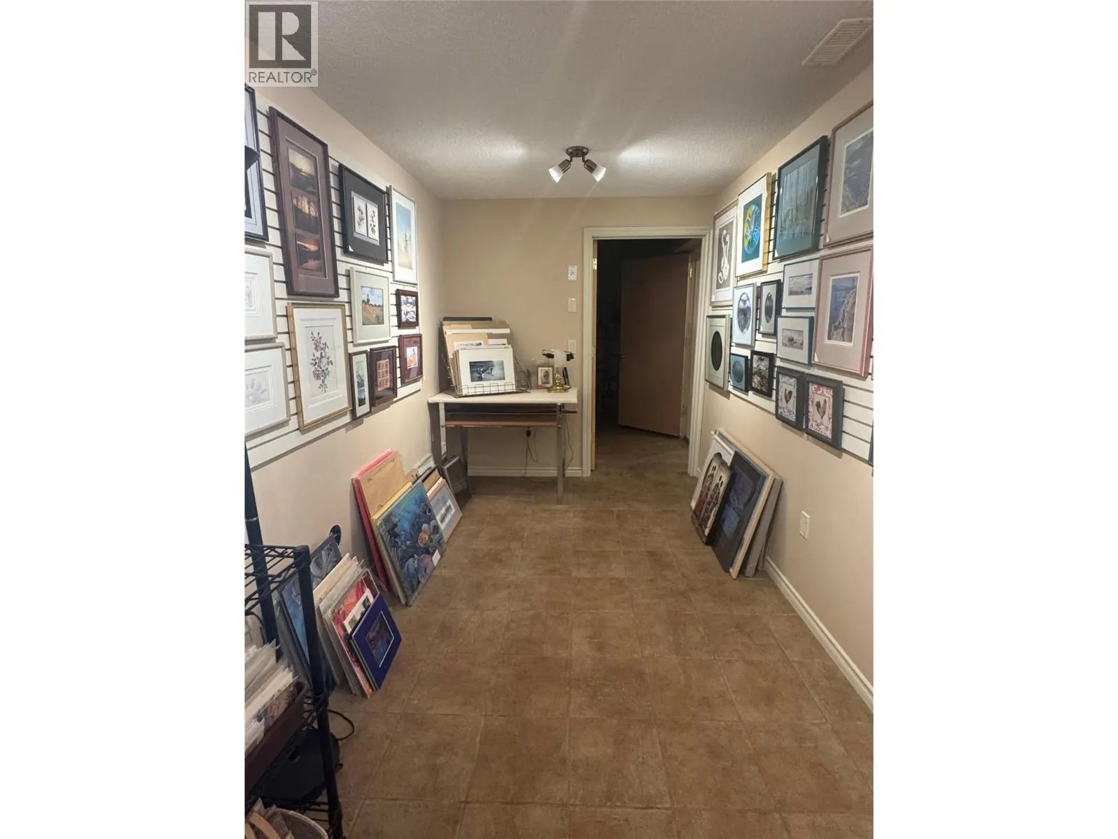 8215 Silver Star Road