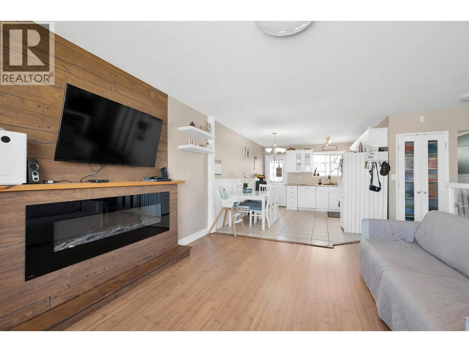 800 VALHALLA Drive Unit# 28