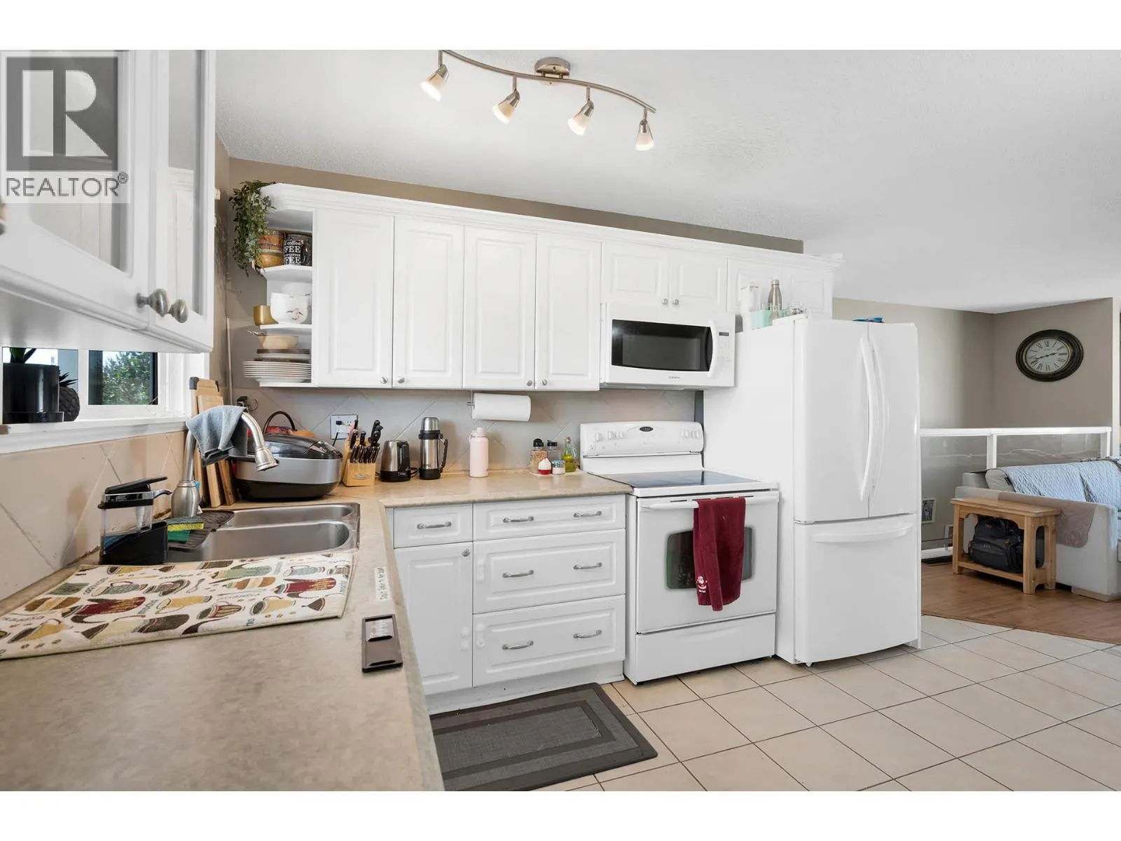 800 VALHALLA Drive Unit# 28