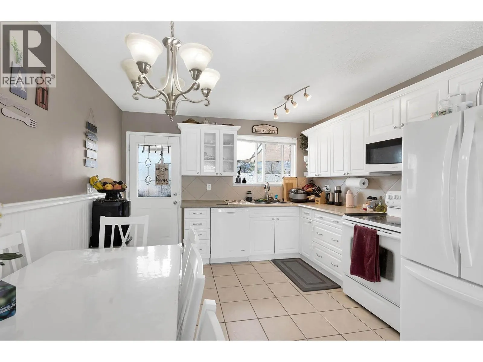 800 VALHALLA Drive Unit# 28