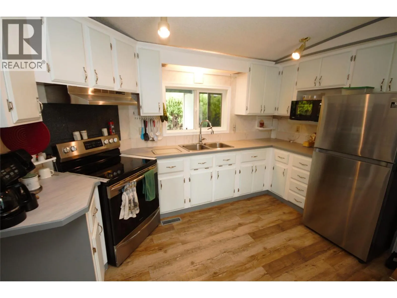 8487 Highway 97 Unit# 49