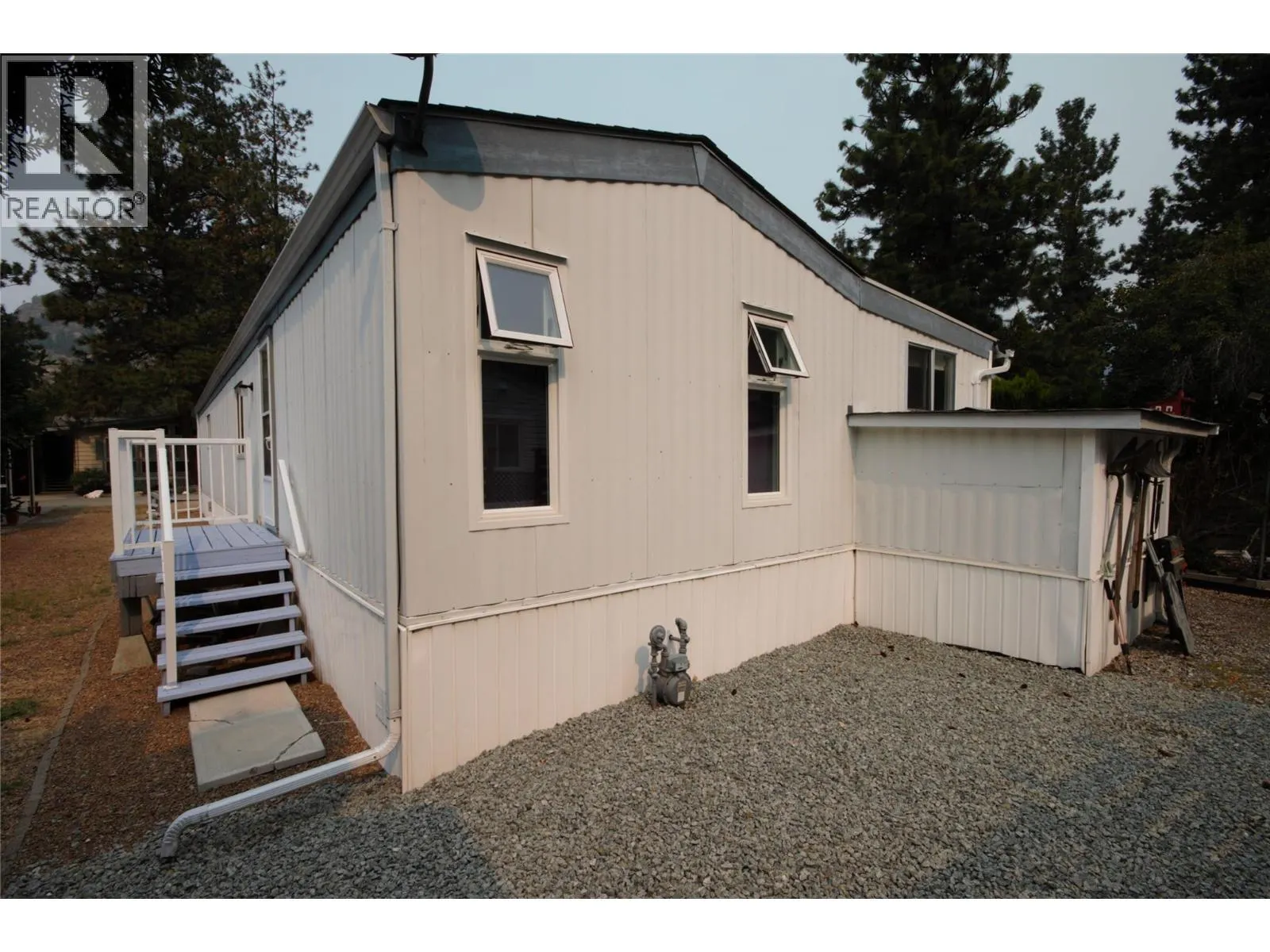 8487 Highway 97 Unit# 49
