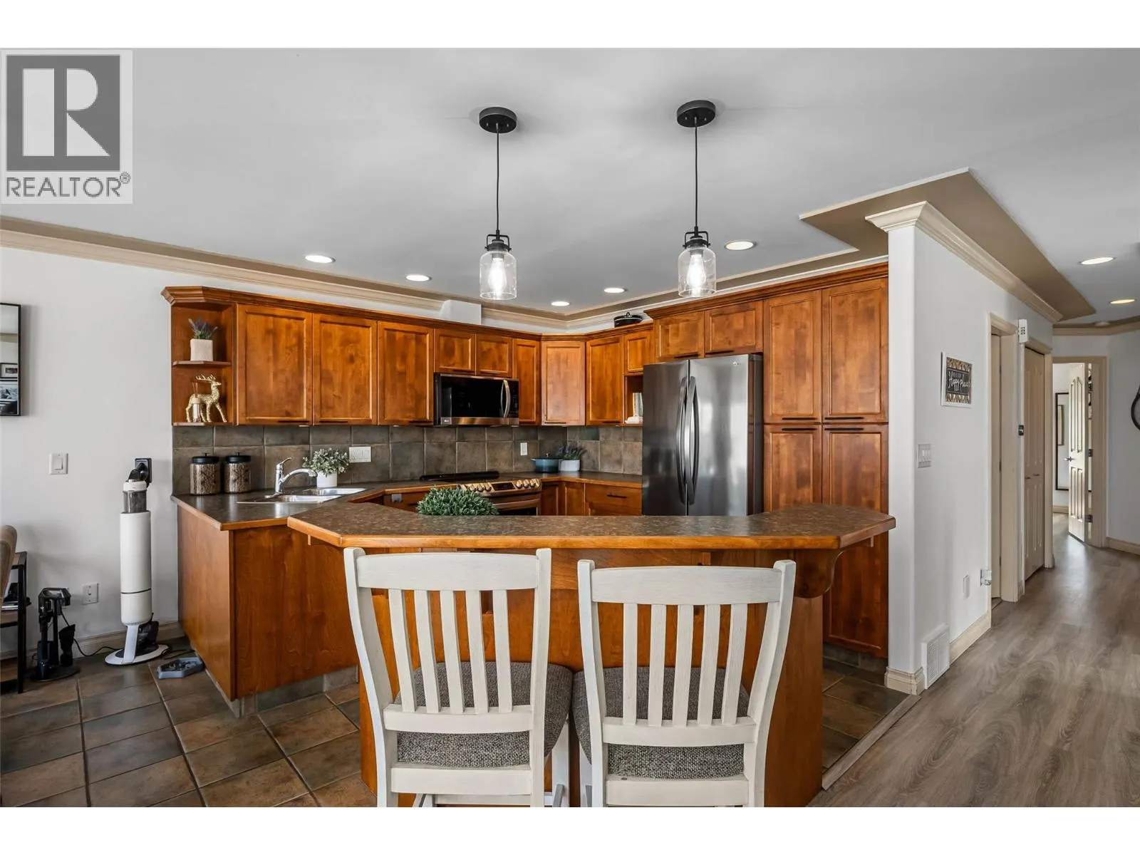 2210 QU'APPELLE Boulevard Unit# 23