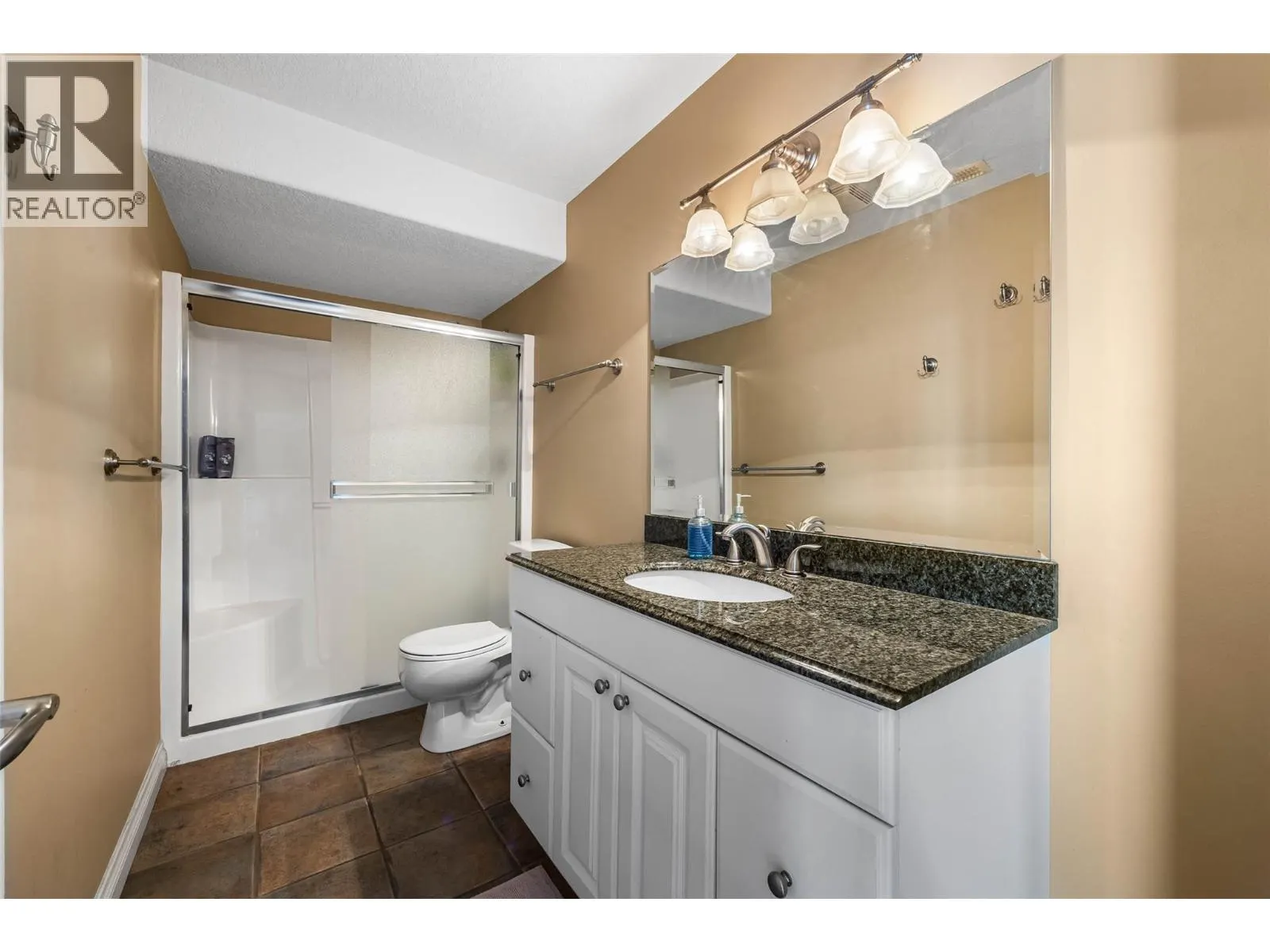 2210 QU'APPELLE Boulevard Unit# 23