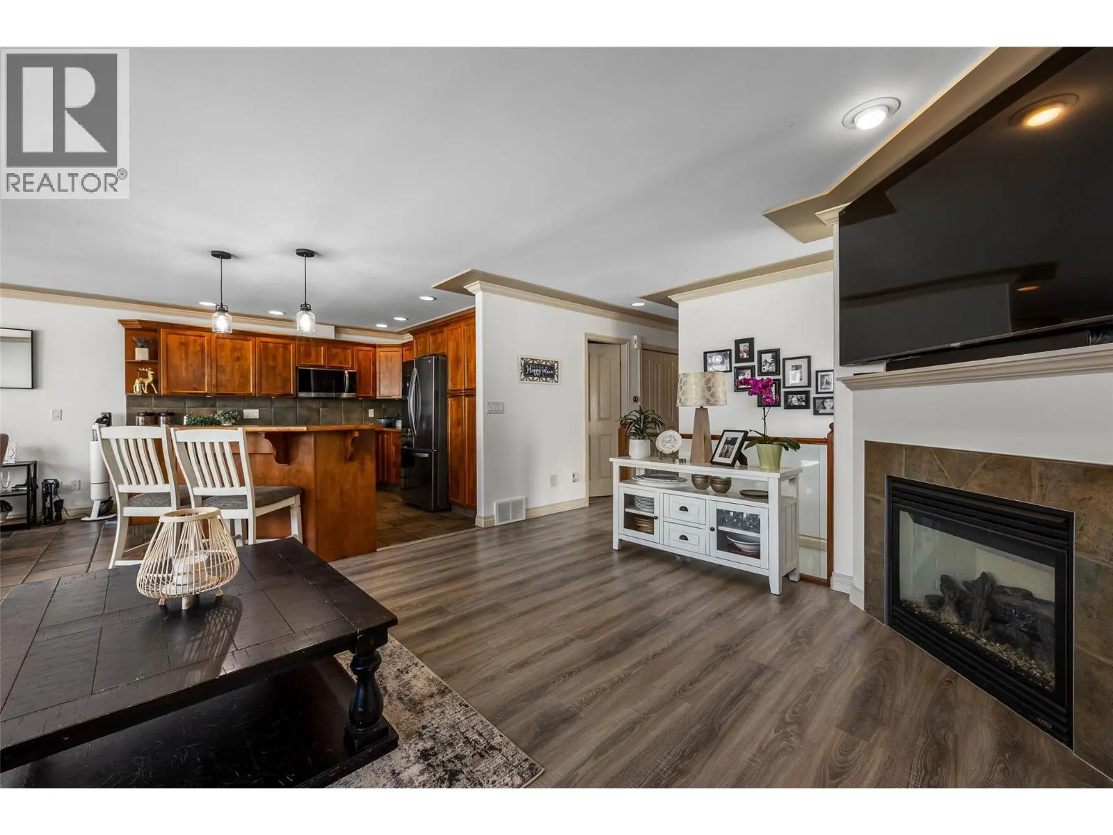 2210 QU'APPELLE Boulevard Unit# 23