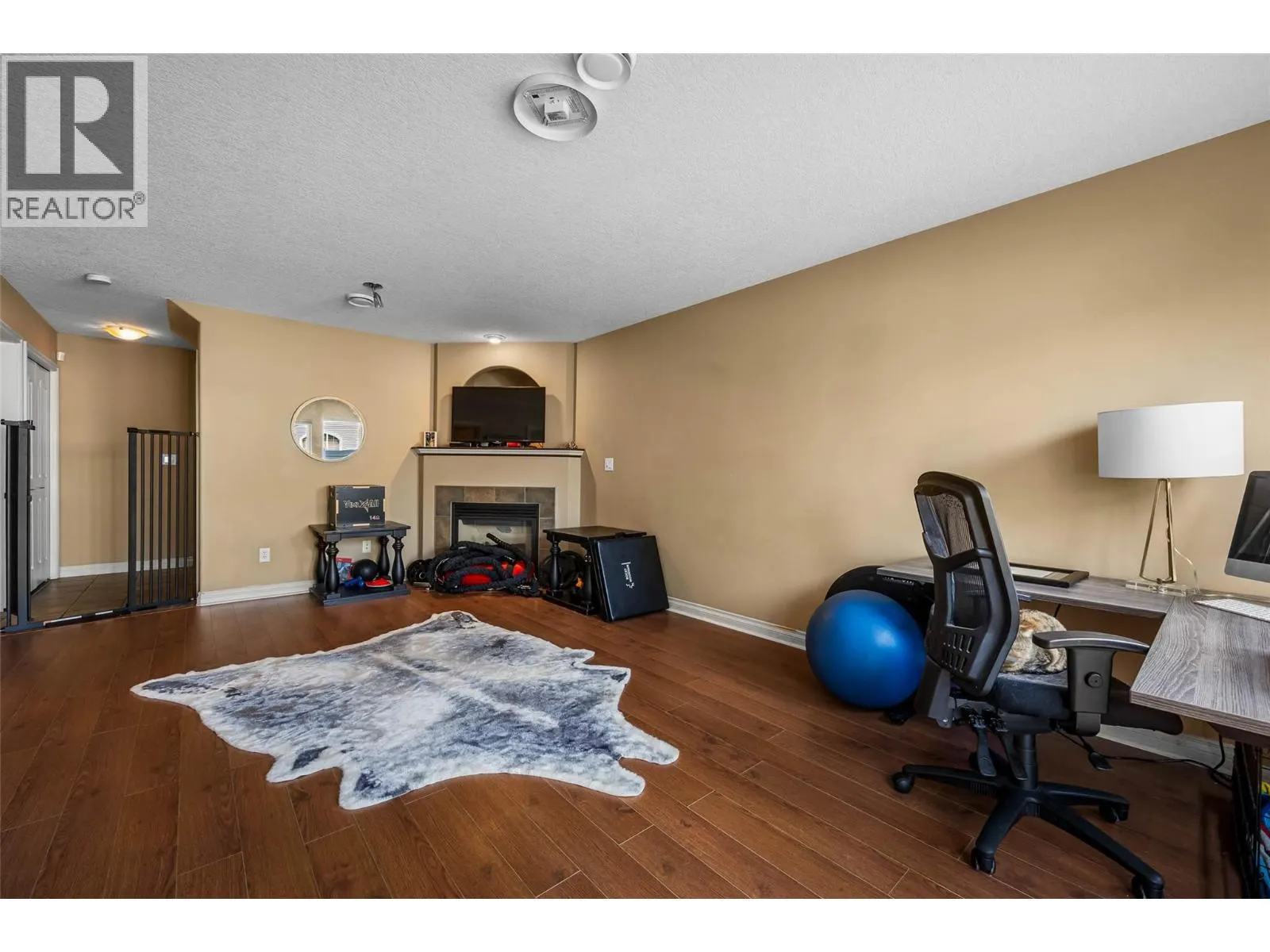 2210 QU'APPELLE Boulevard Unit# 23