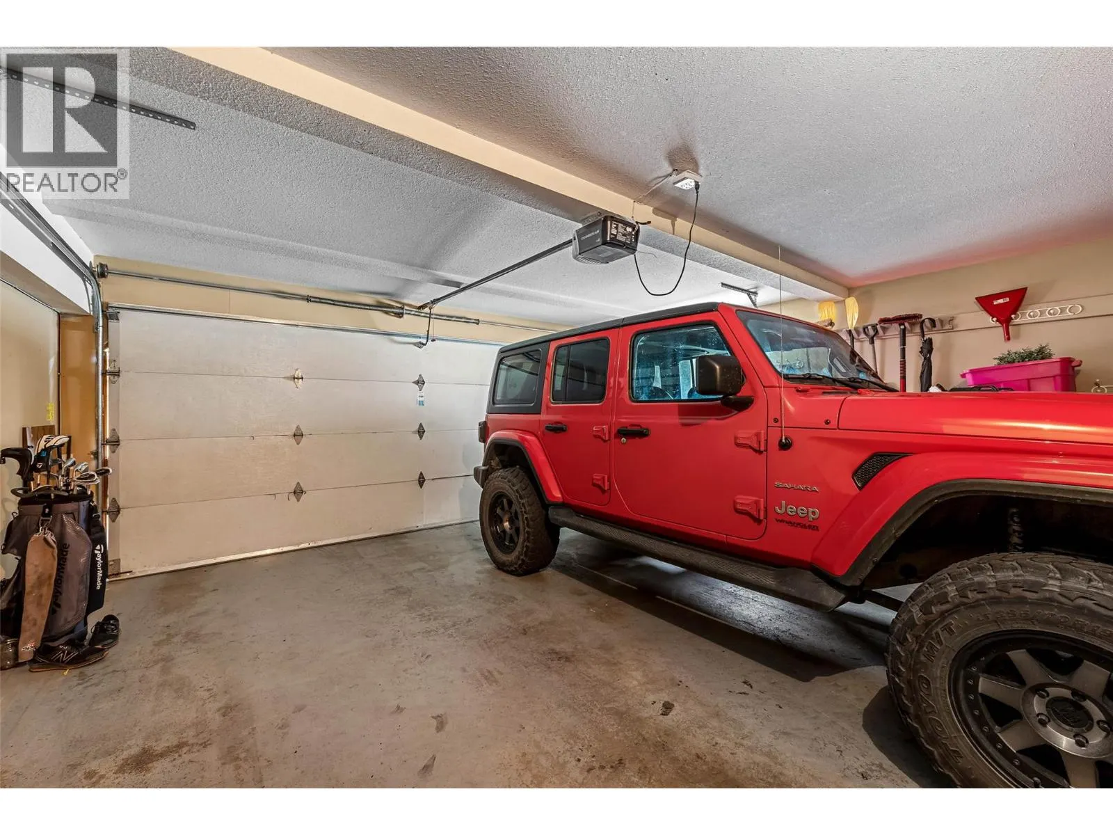 2210 QU'APPELLE Boulevard Unit# 23