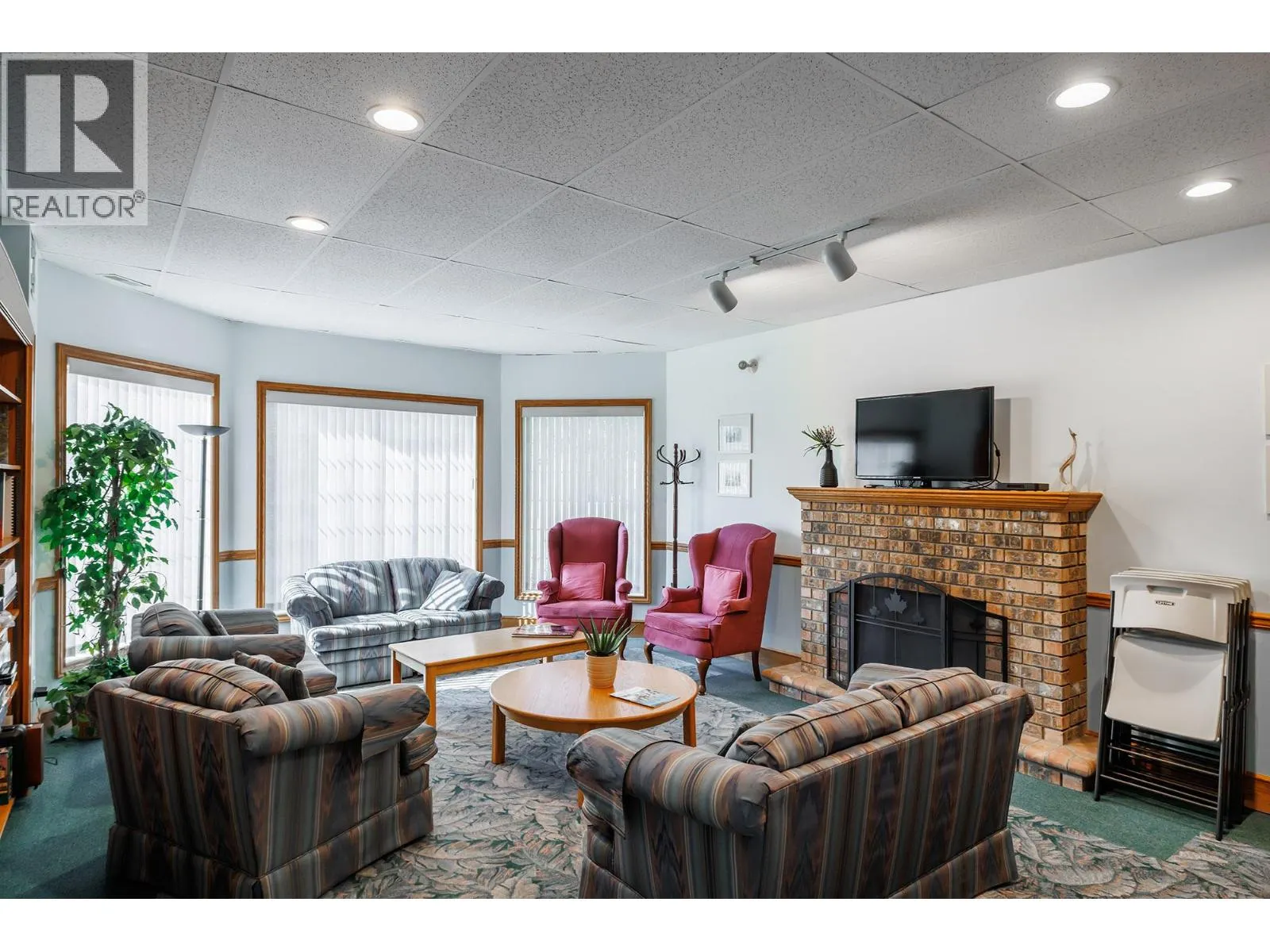 615 Glenmeadows Road Unit# 64