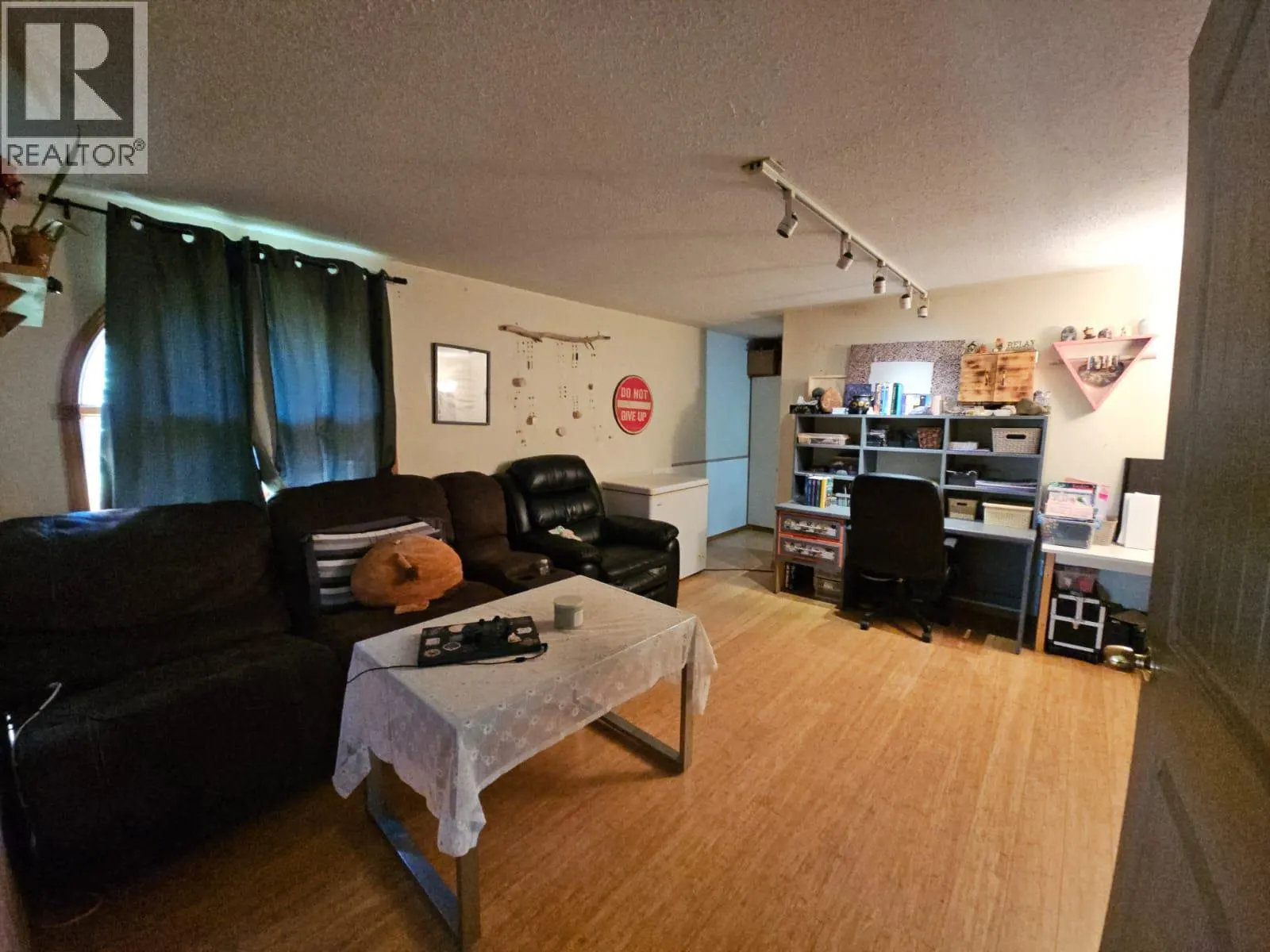 5785 Wabi Estates