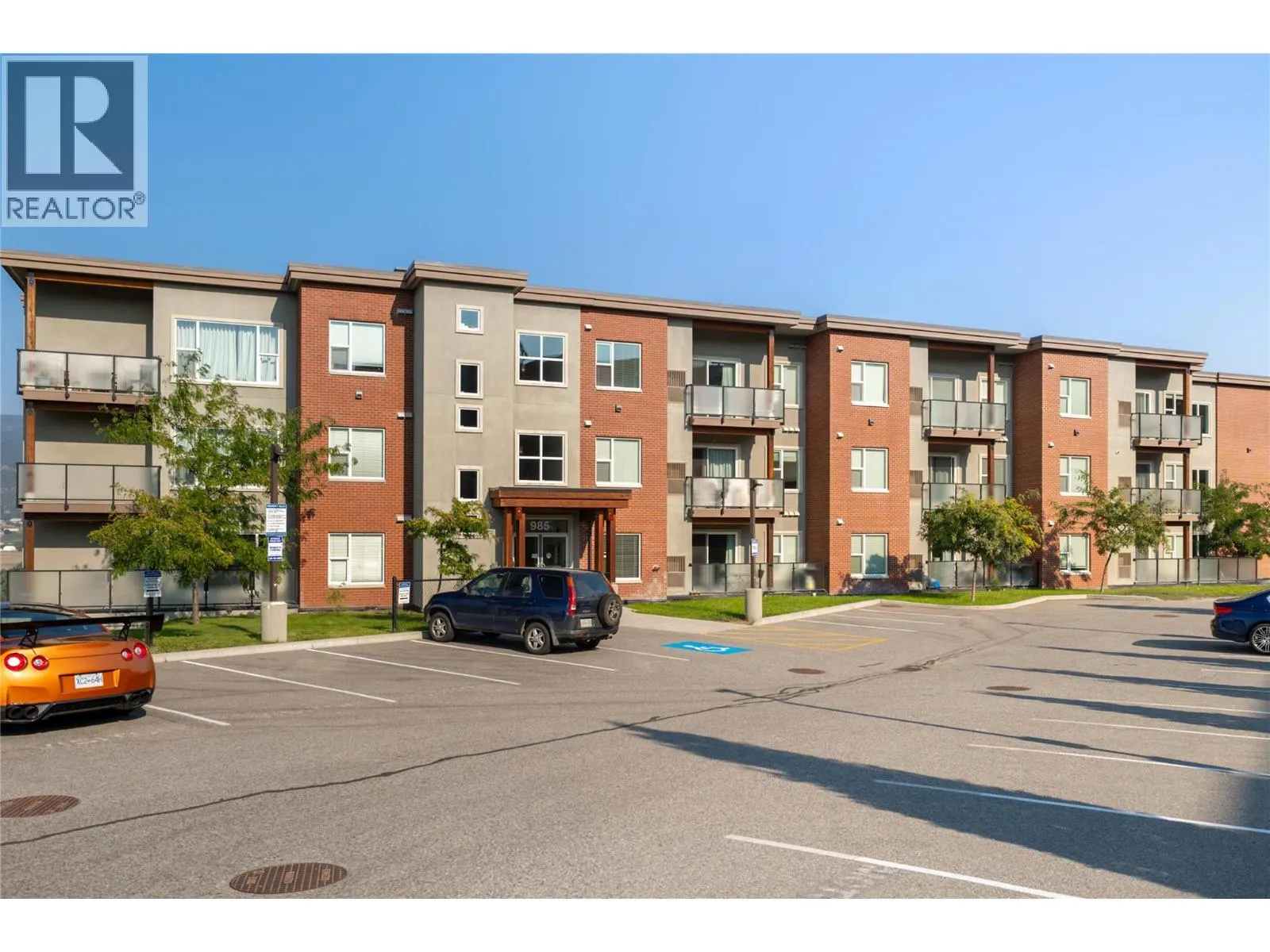 985 ACADEMY Way Unit# 208
