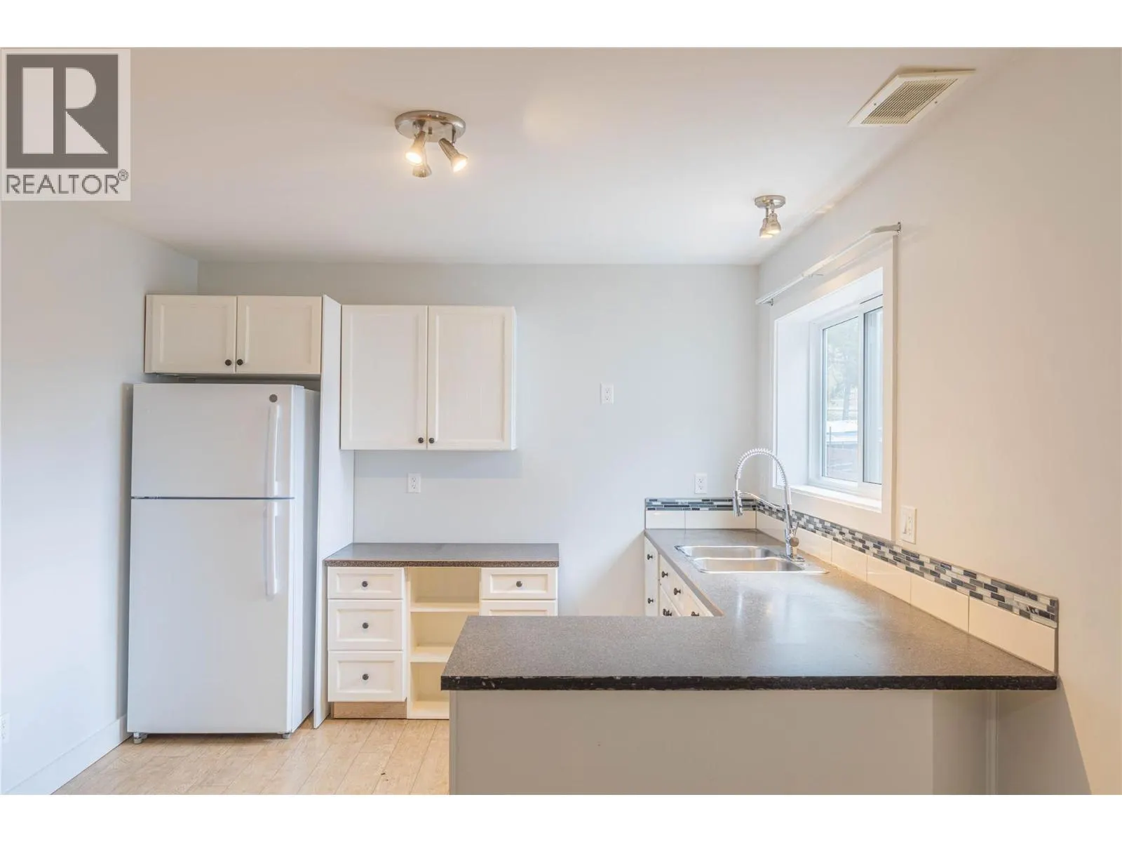 217 BROOKE Drive Unit# A