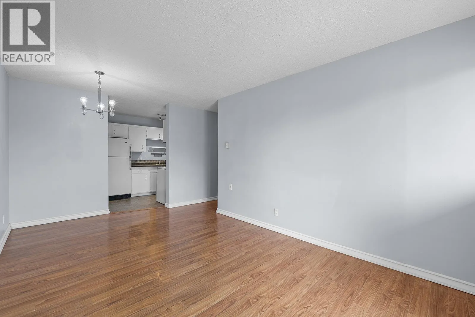 625 Rowcliffe Avenue Unit# 203