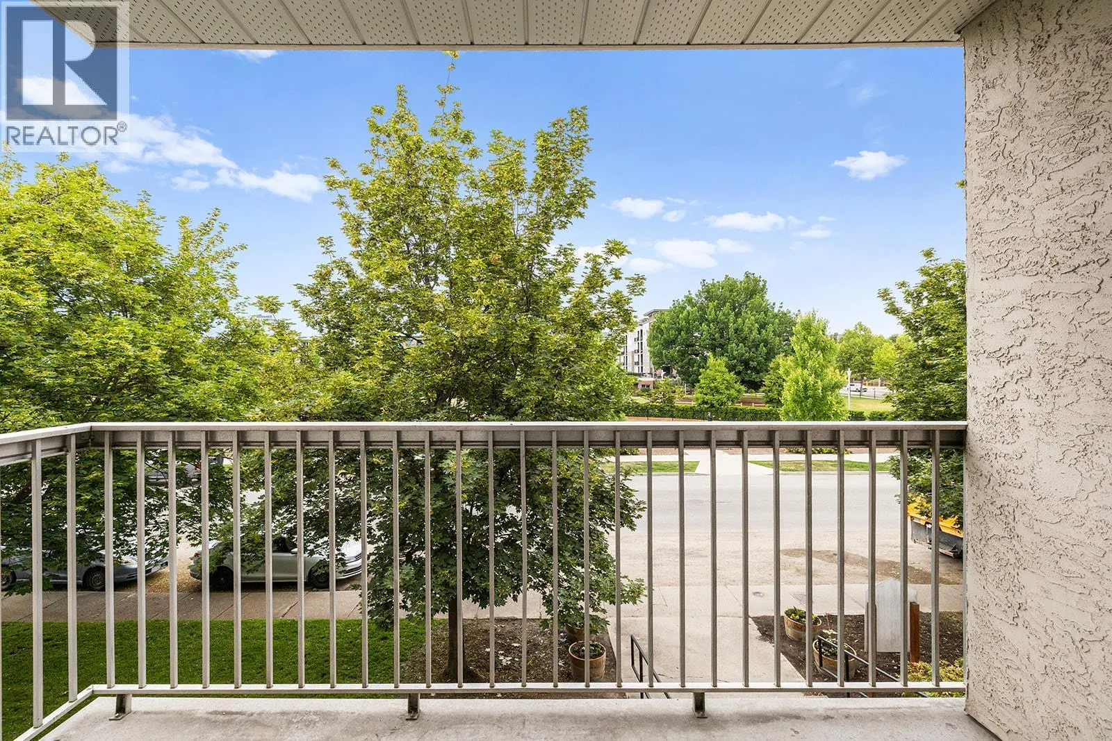 625 Rowcliffe Avenue Unit# 203