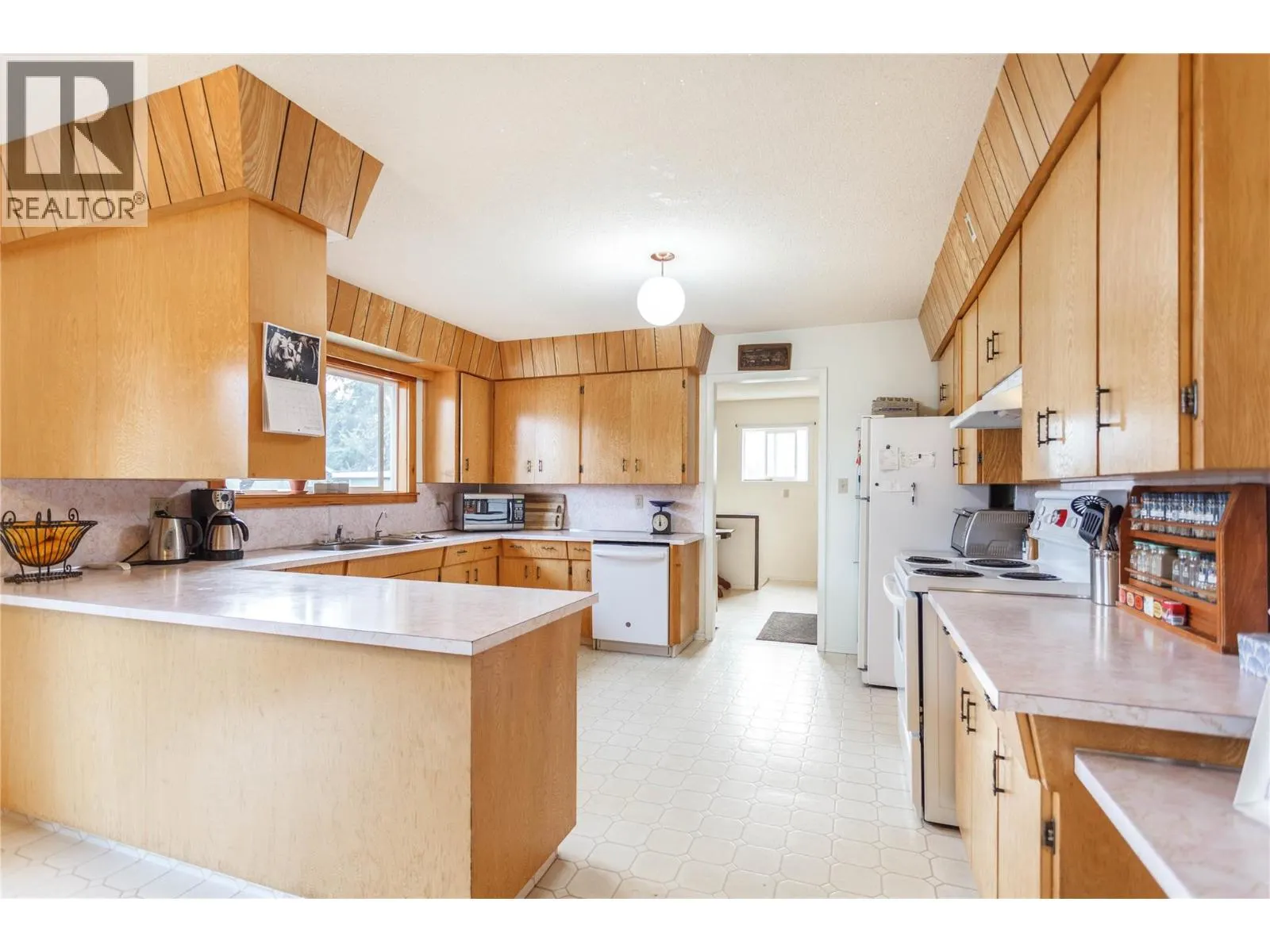 4715 Grandview Flats Road