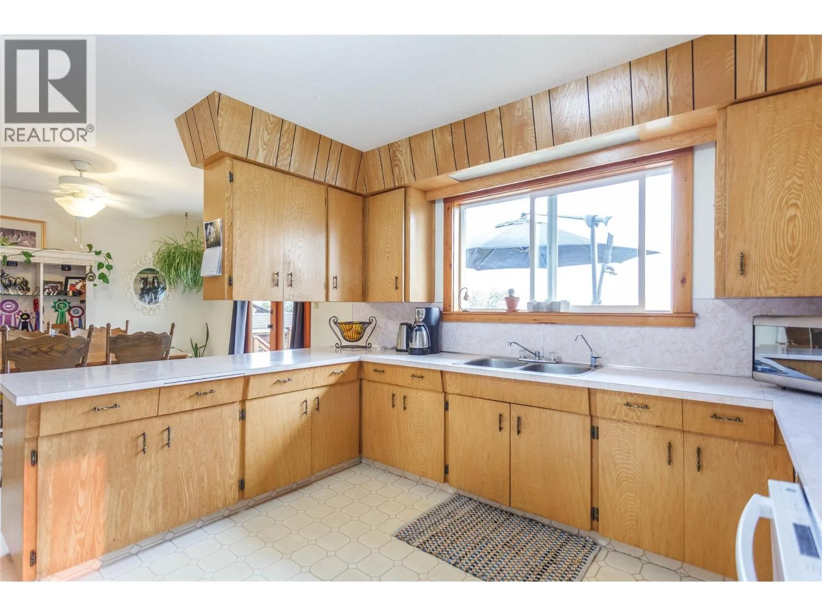 4715 Grandview Flats Road