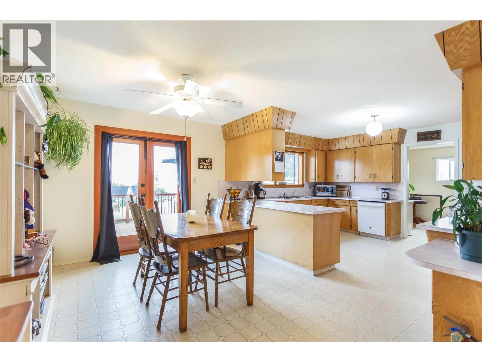 4715 Grandview Flats Road