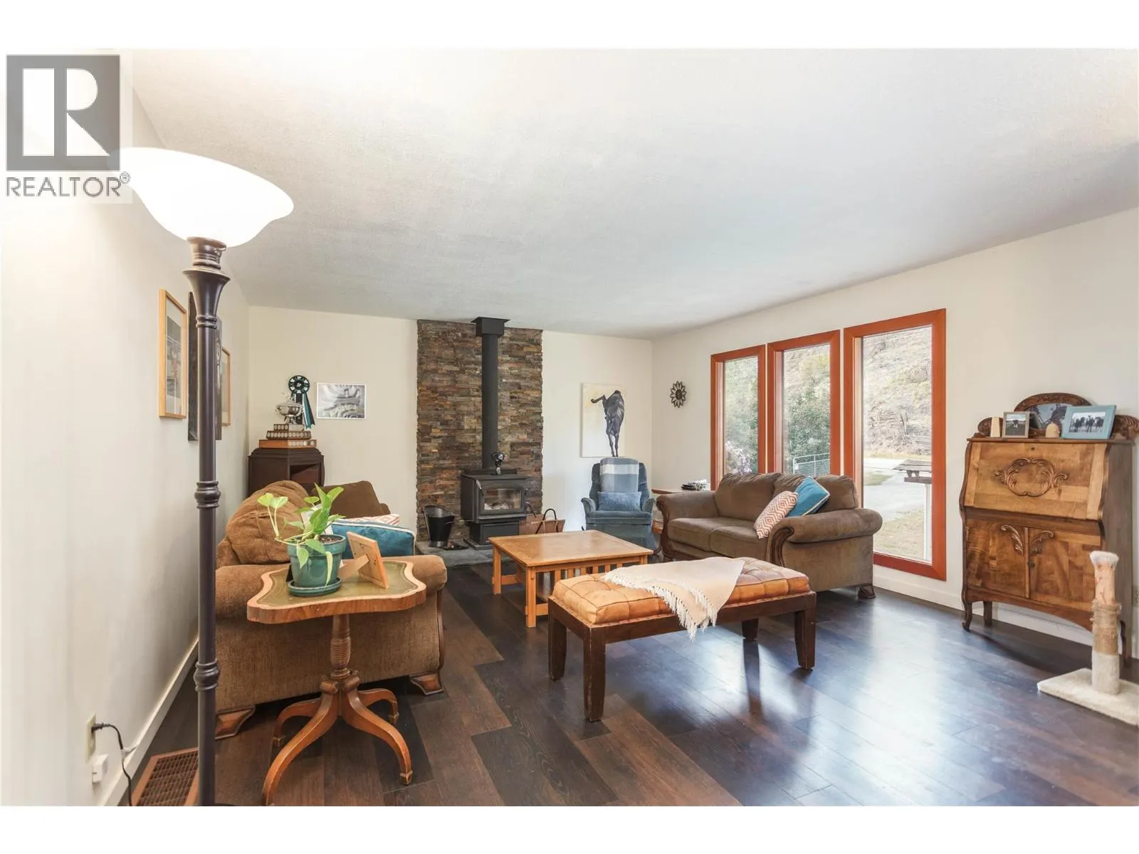 4715 Grandview Flats Road
