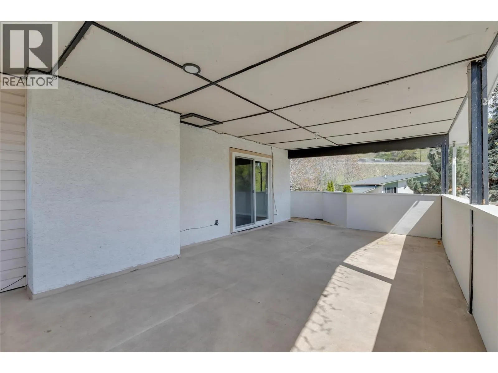 1075 Cactus Road