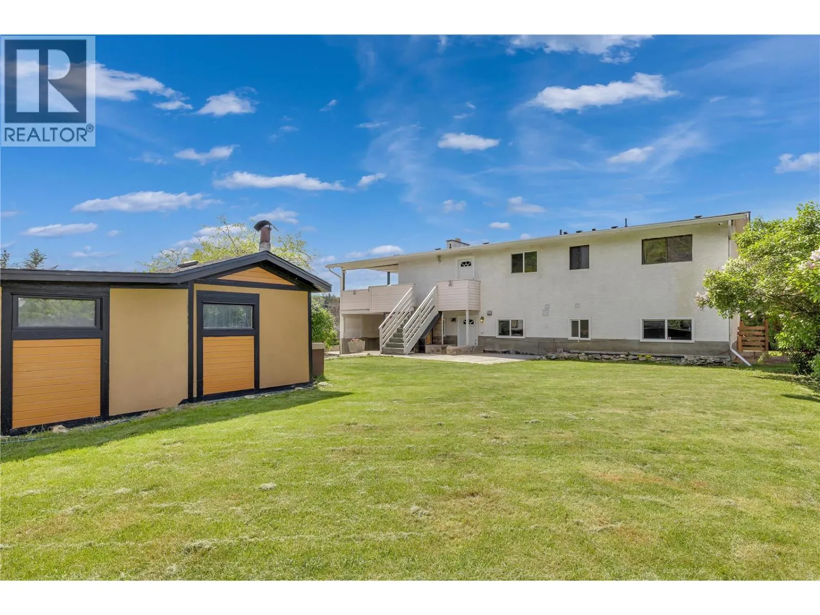 1075 Cactus Road