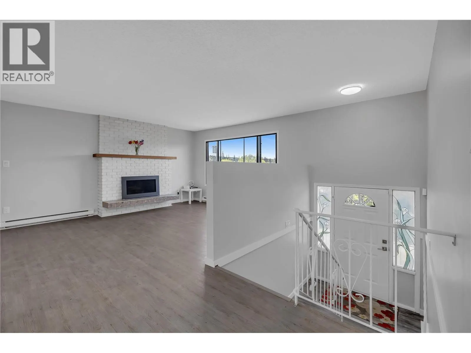 1075 Cactus Road