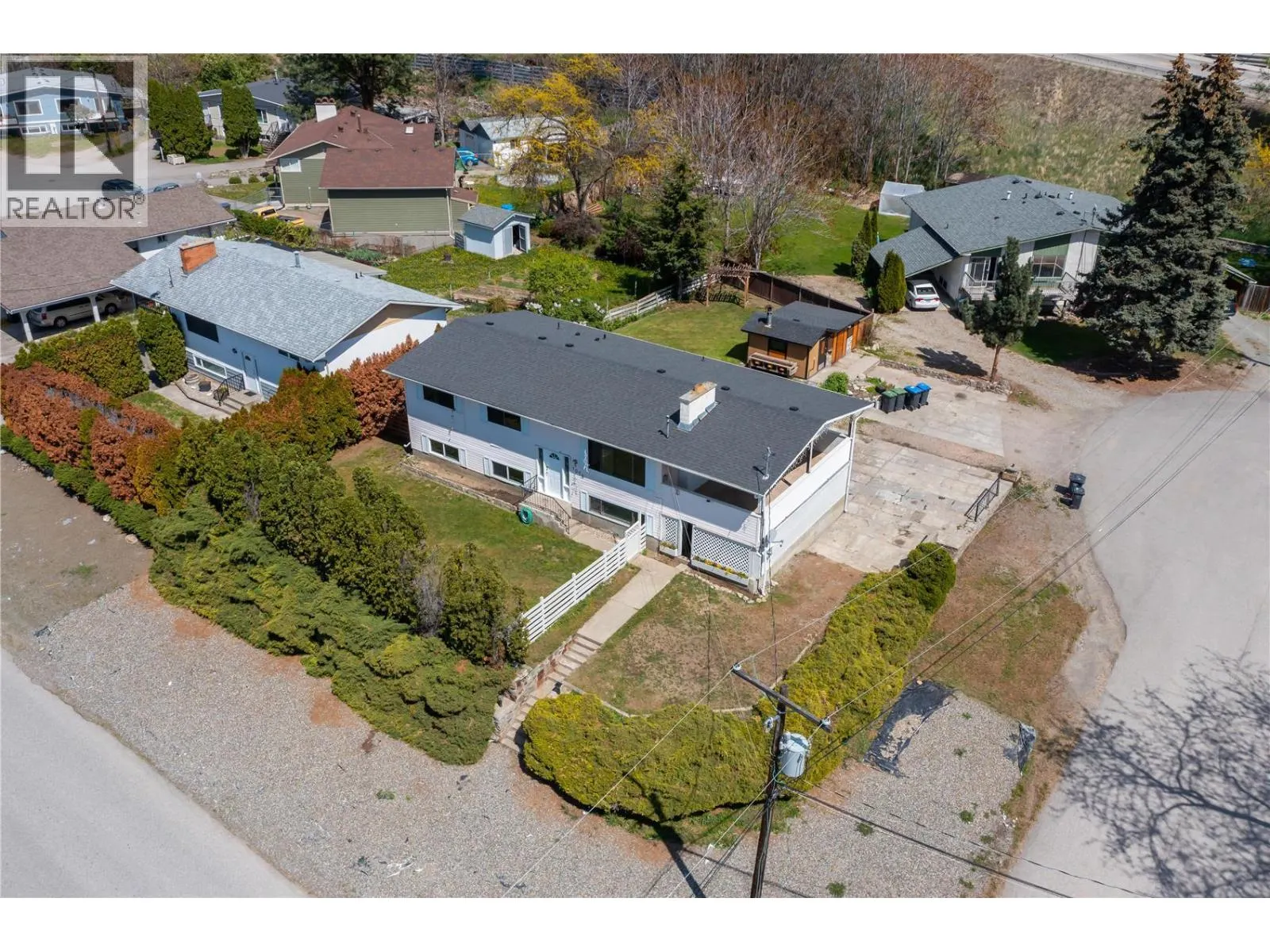 1075 Cactus Road
