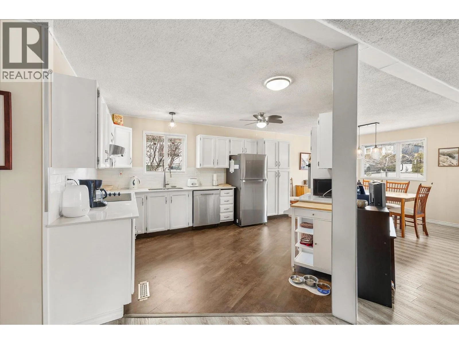2001 97 Highway S Unit# 27