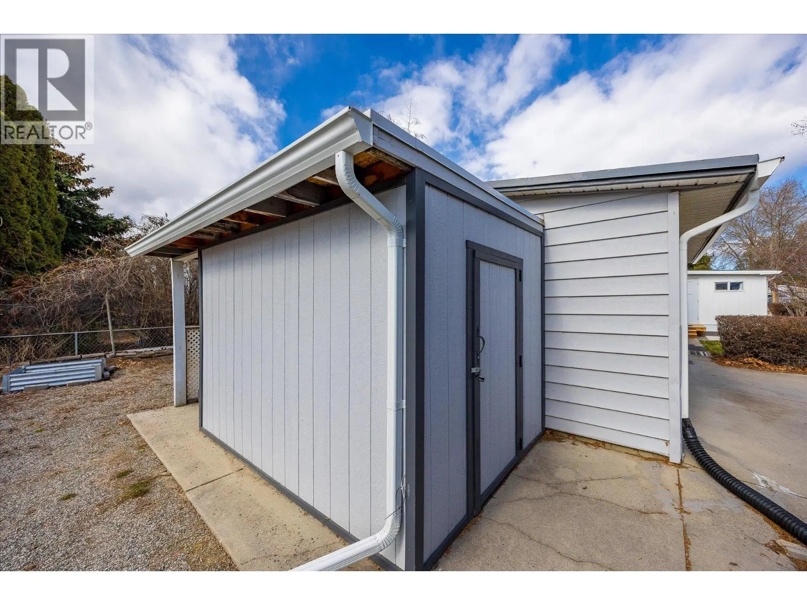 2001 97 Highway S Unit# 27