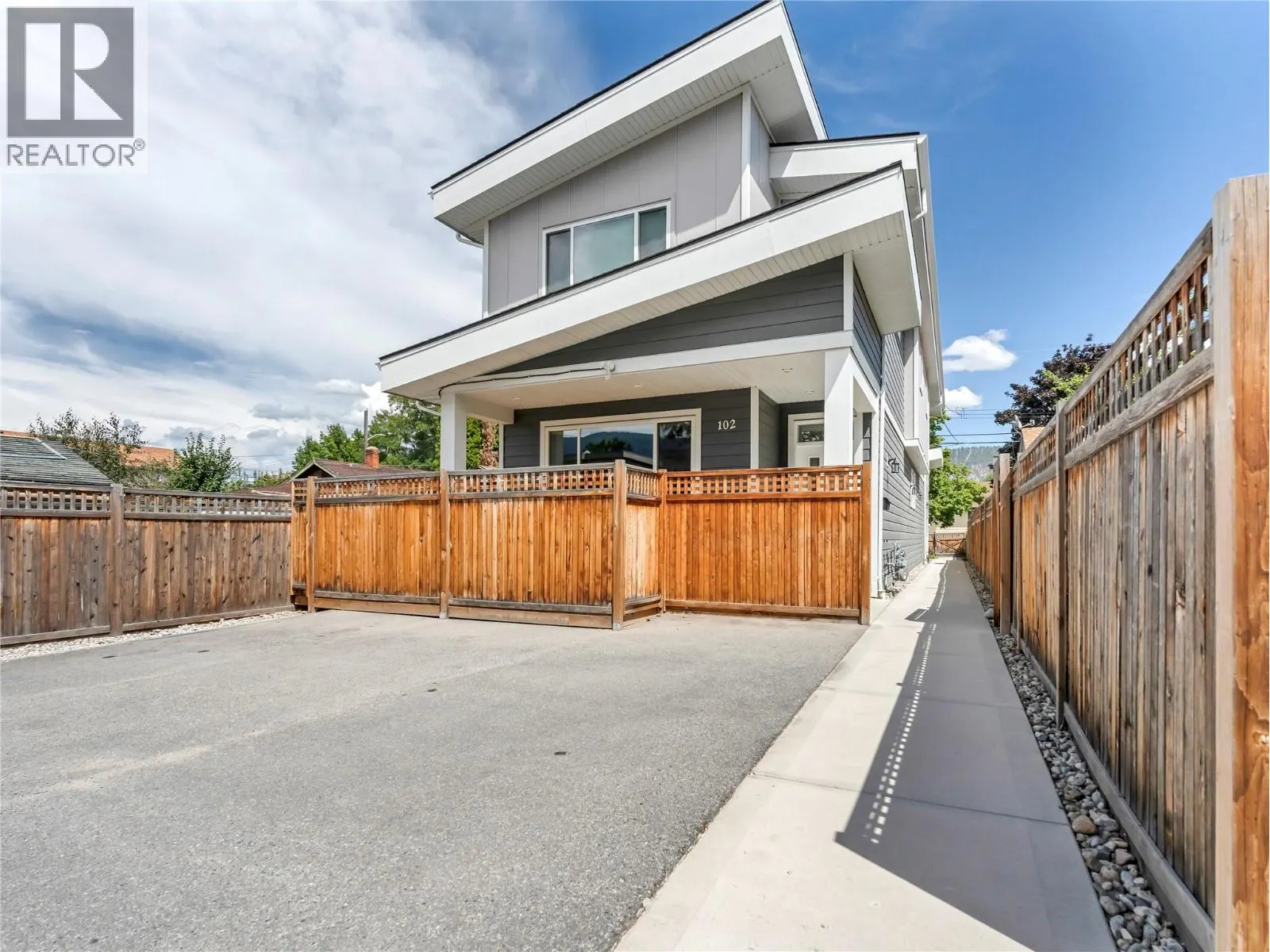 453 MAURICE Street Unit# 102