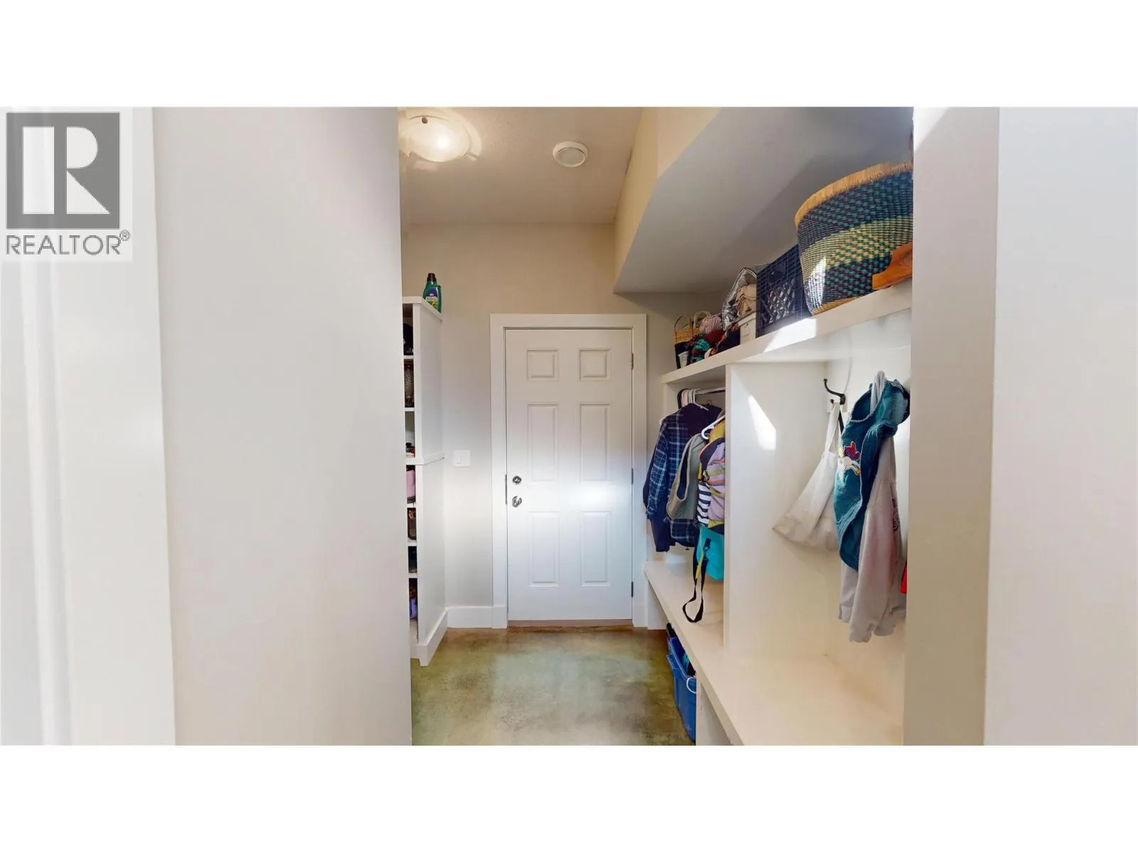 1605 4th Street N