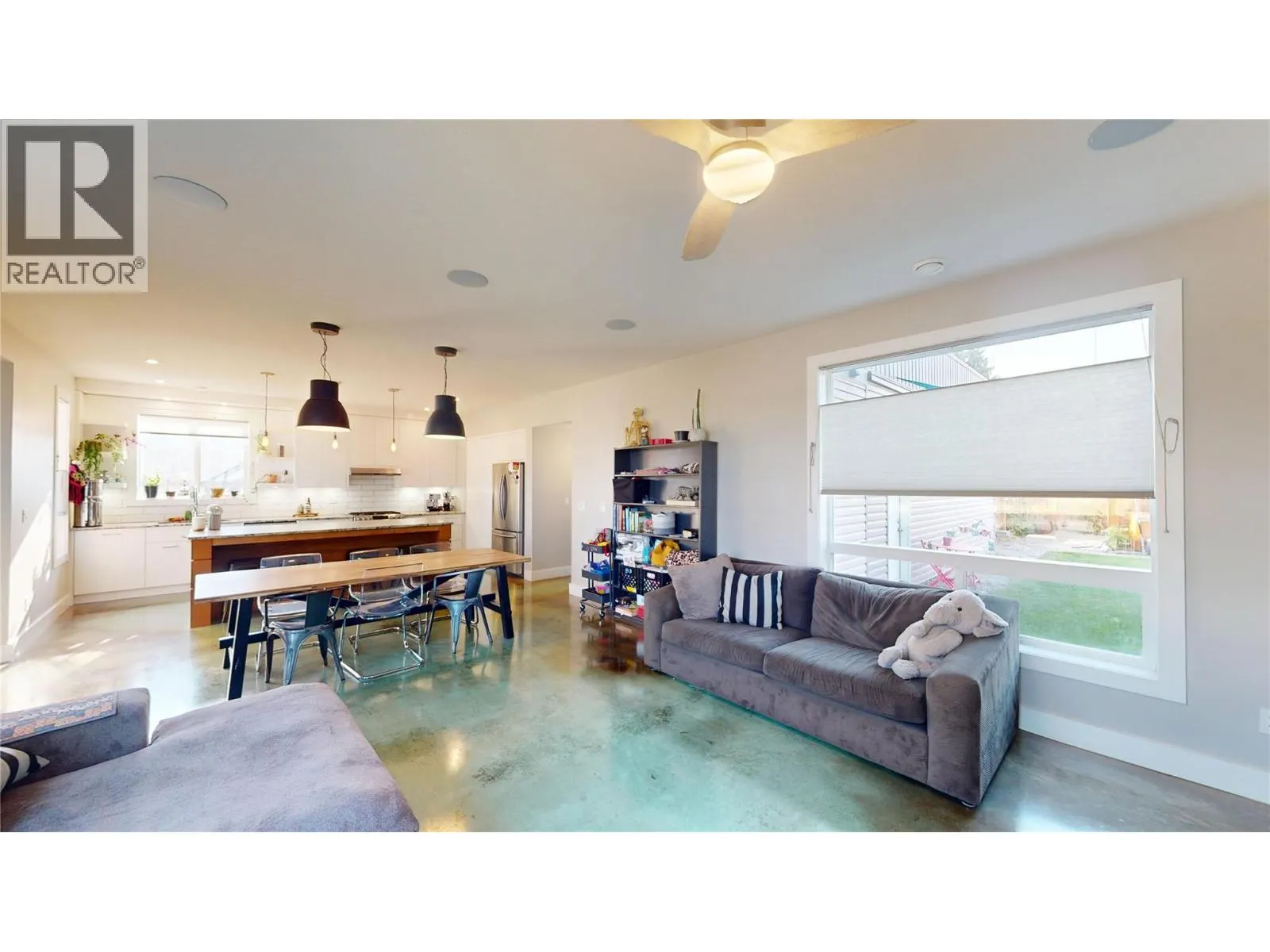 1605 4th Street N