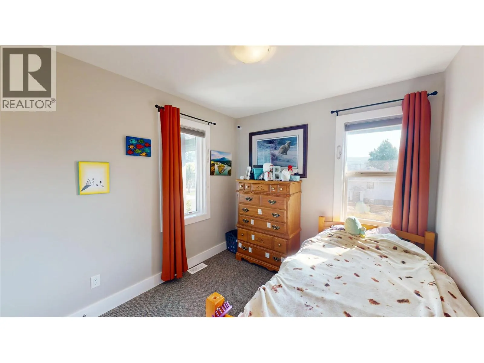 1605 4th Street N