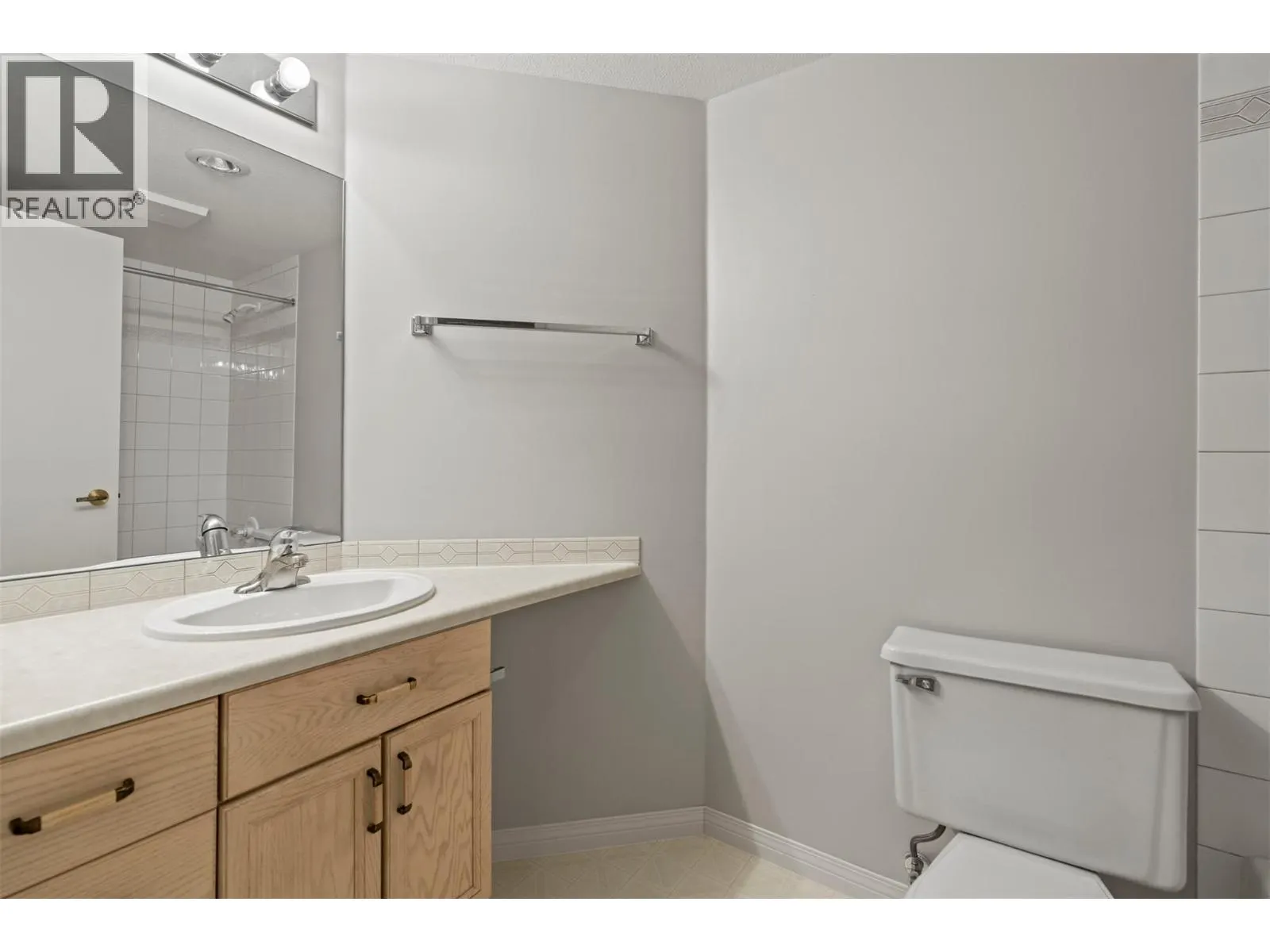 3705 30 Avenue Unit# 106