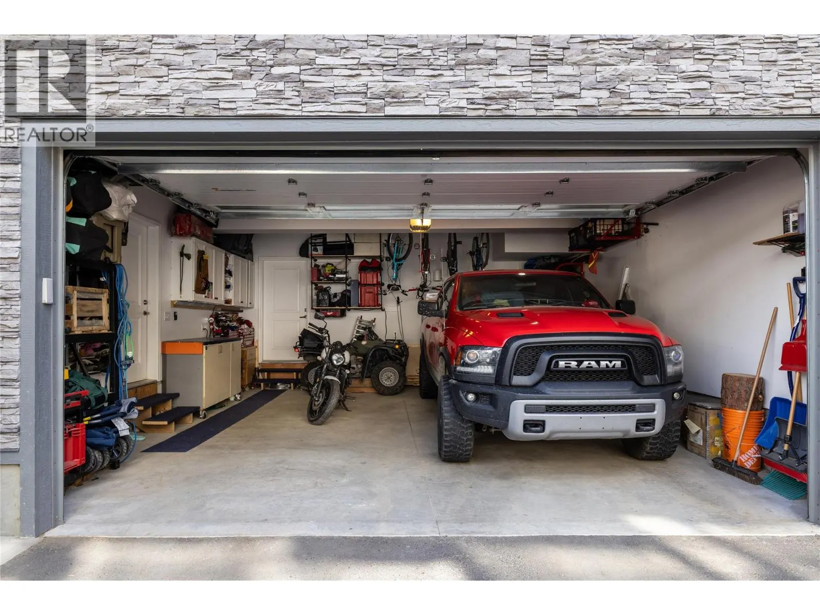 2893 Robinson Road Unit# 13